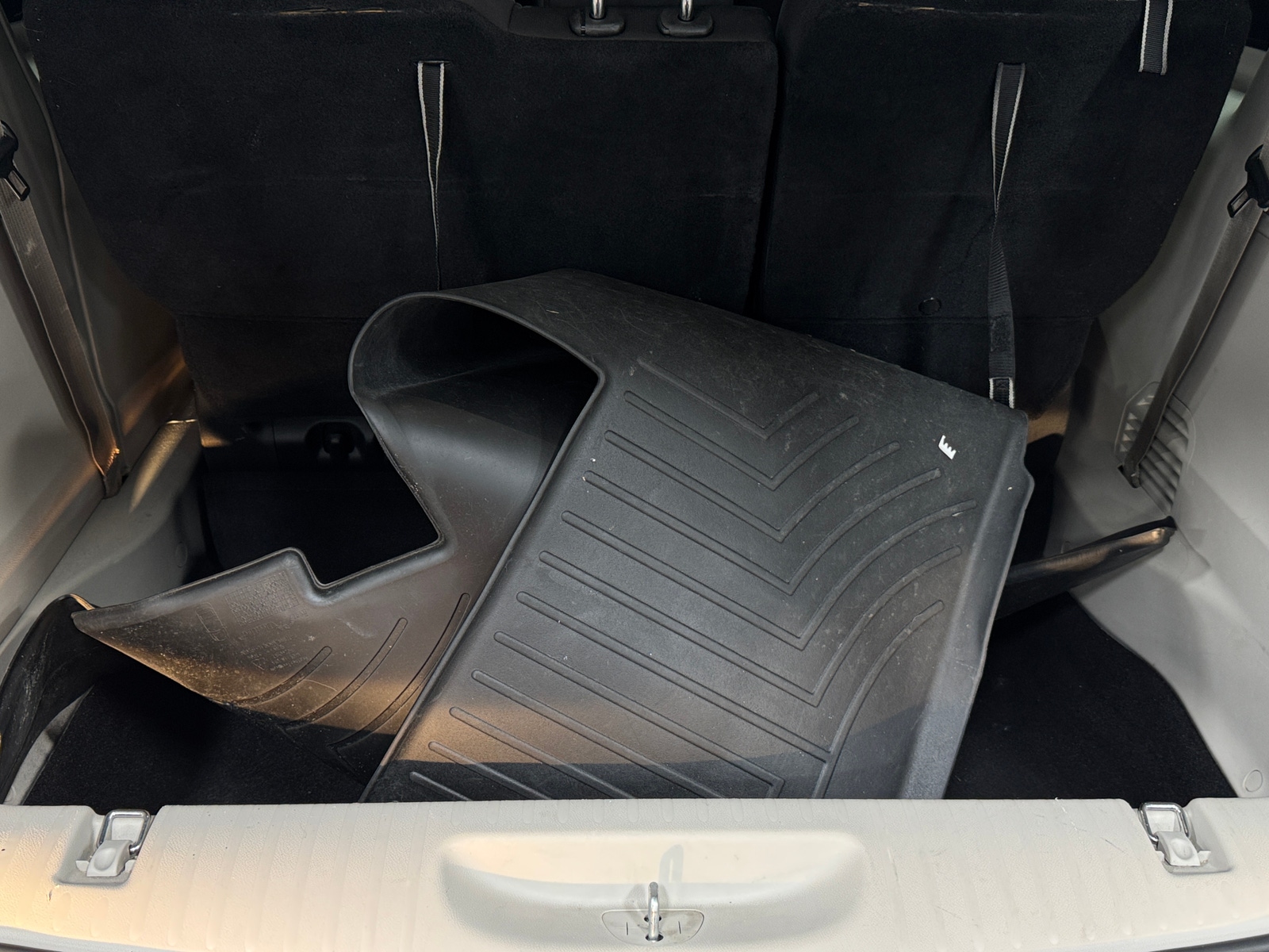 Thumbnail: 2022 Chrysler Voyager - 7