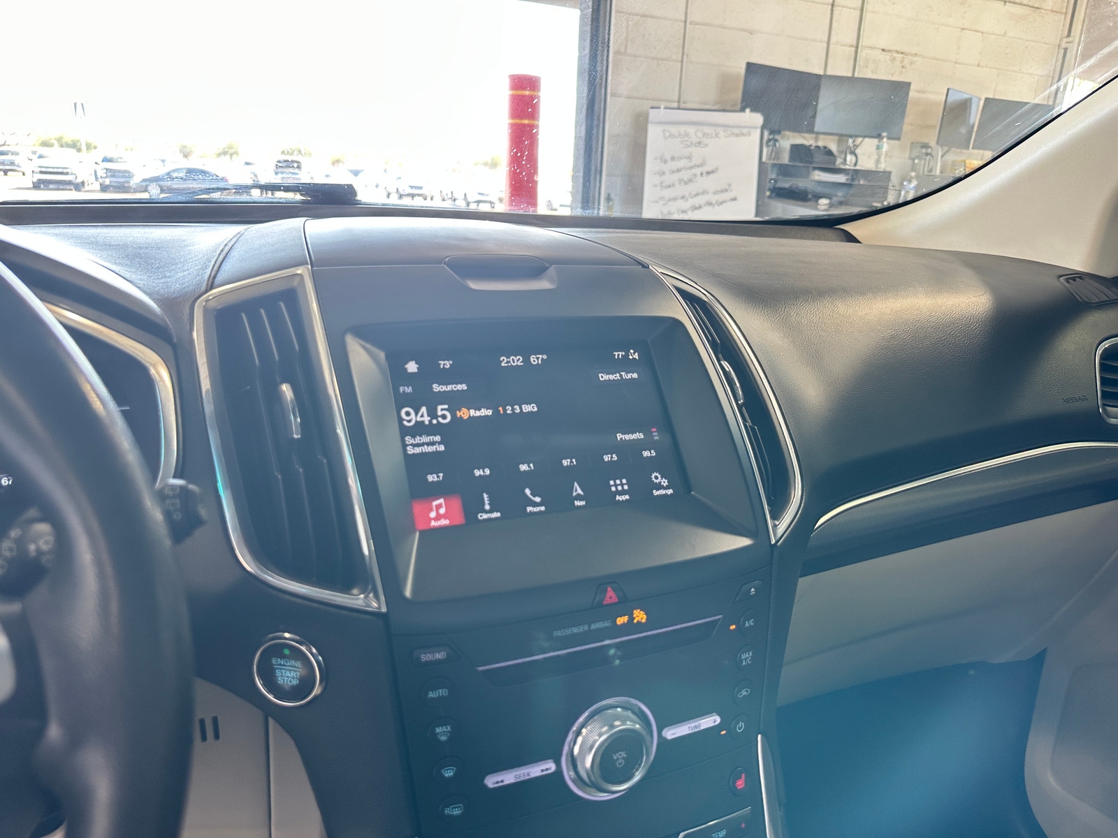 Thumbnail: 2019 Ford Edge - 3