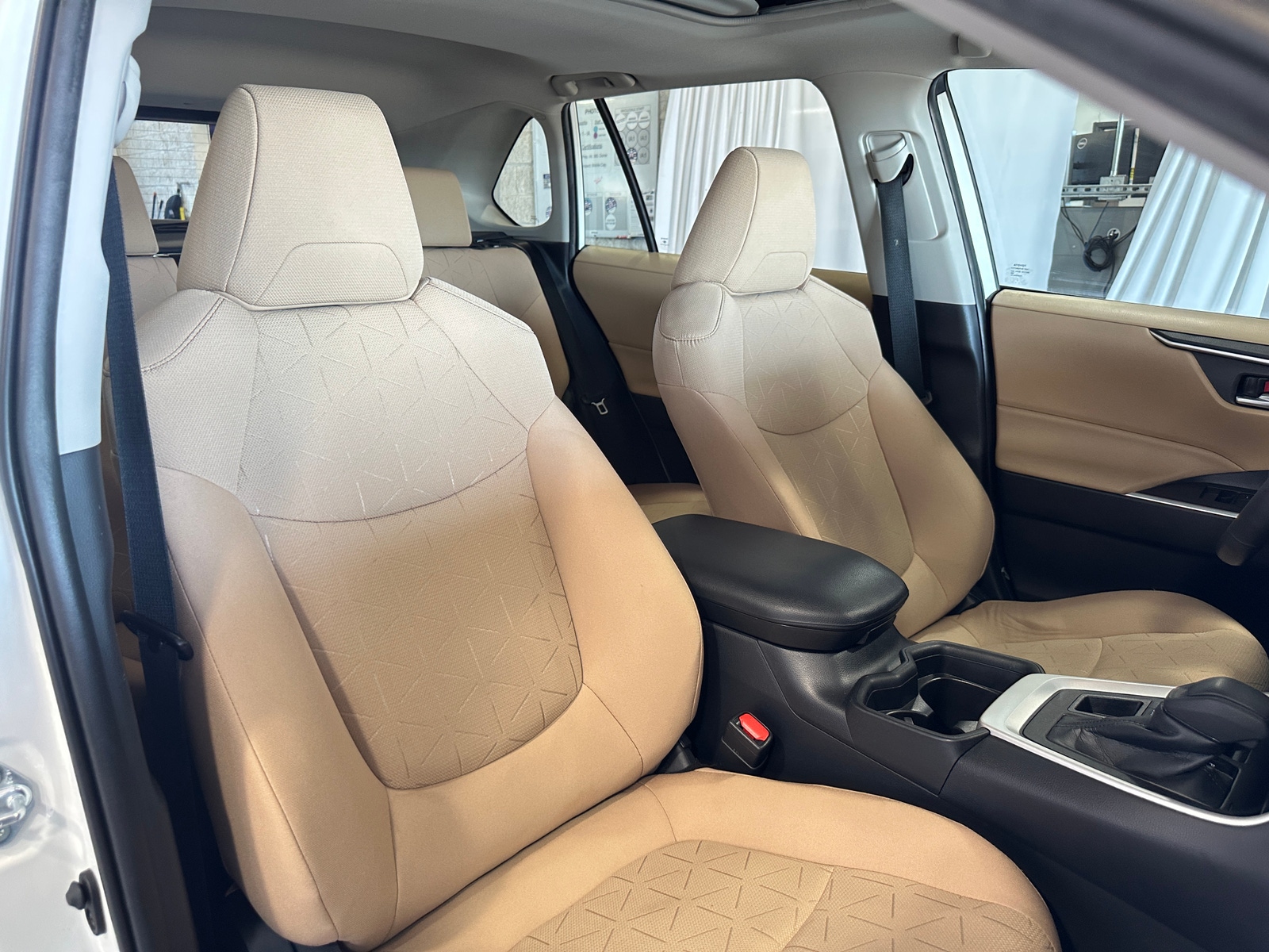 Thumbnail: 2021 Toyota RAV4 - 2