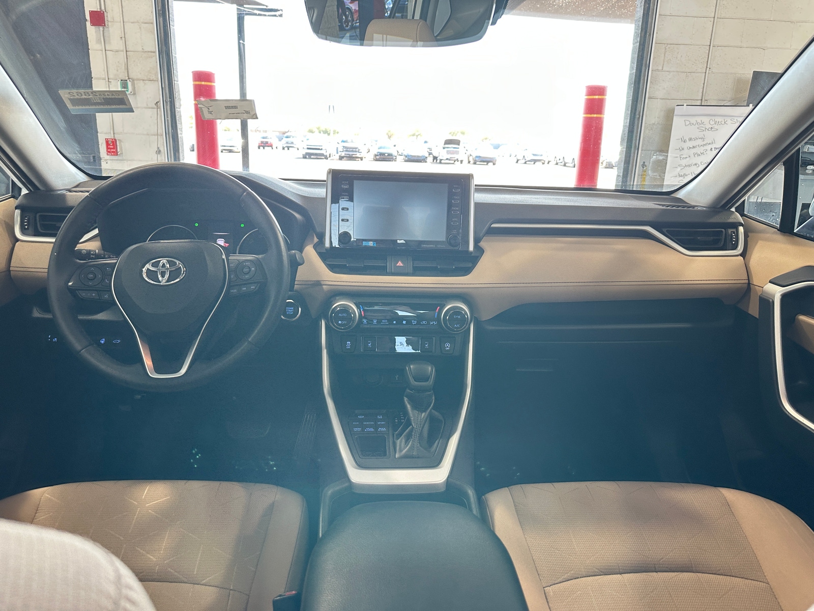 Thumbnail: 2021 Toyota RAV4 - 3