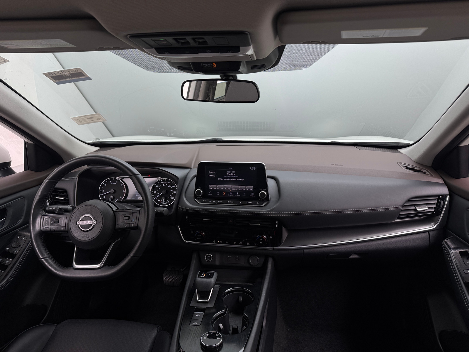 Thumbnail: 2023 Nissan Rogue - 3