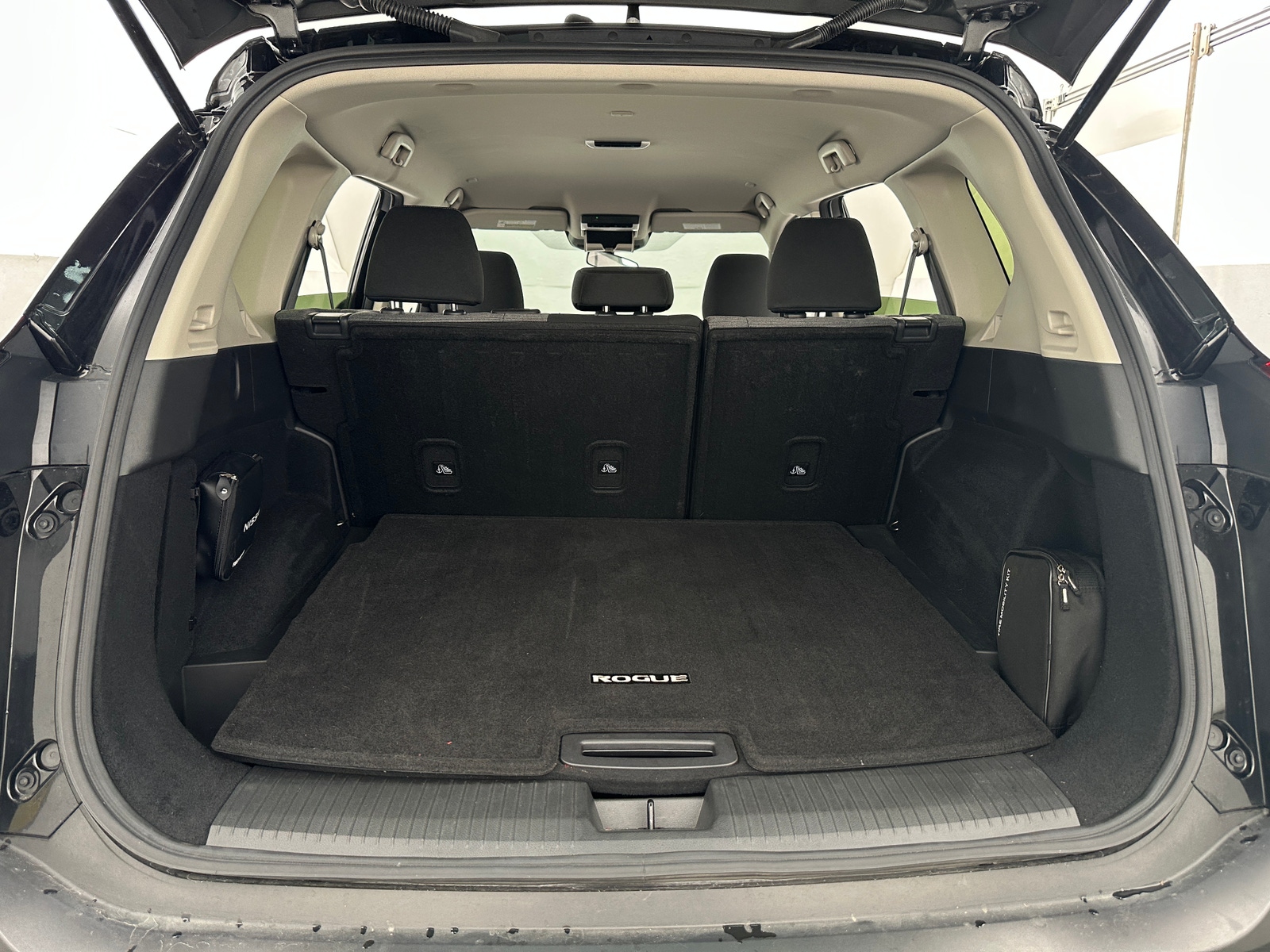 Thumbnail: 2023 Nissan Rogue - 7