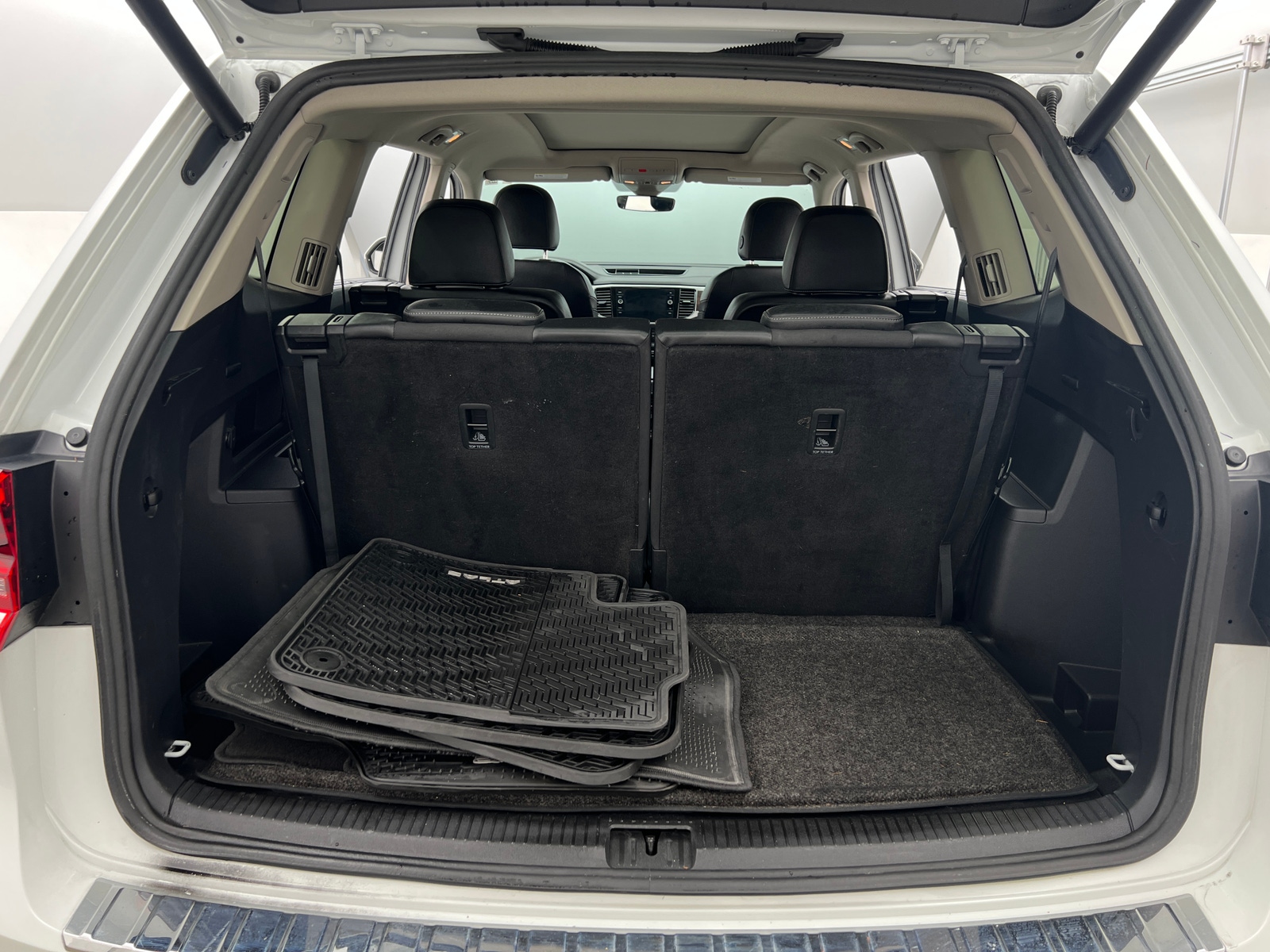 Thumbnail: 2019 Volkswagen Atlas - 6