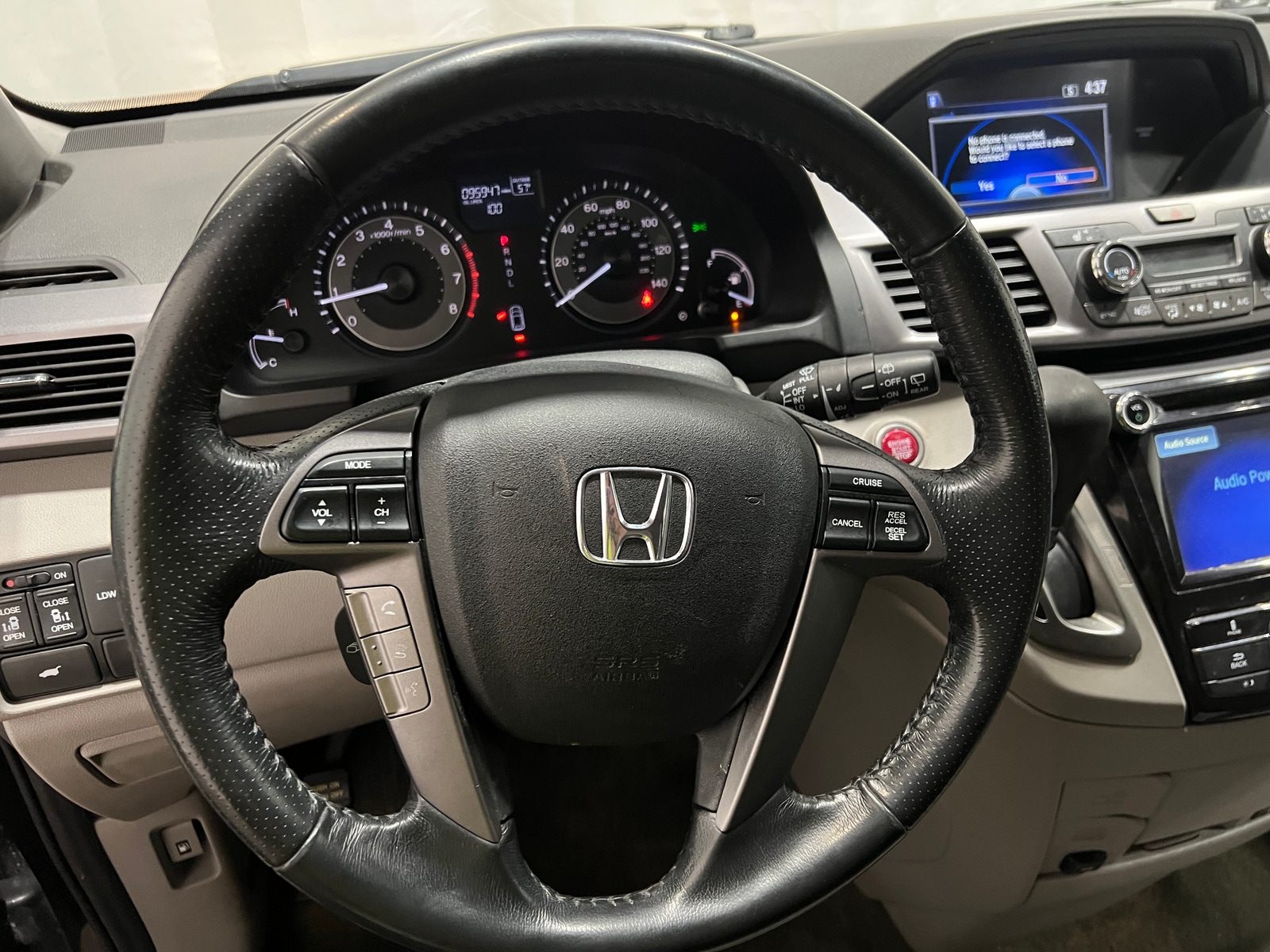 Thumbnail: 2014 Honda Odyssey - 4