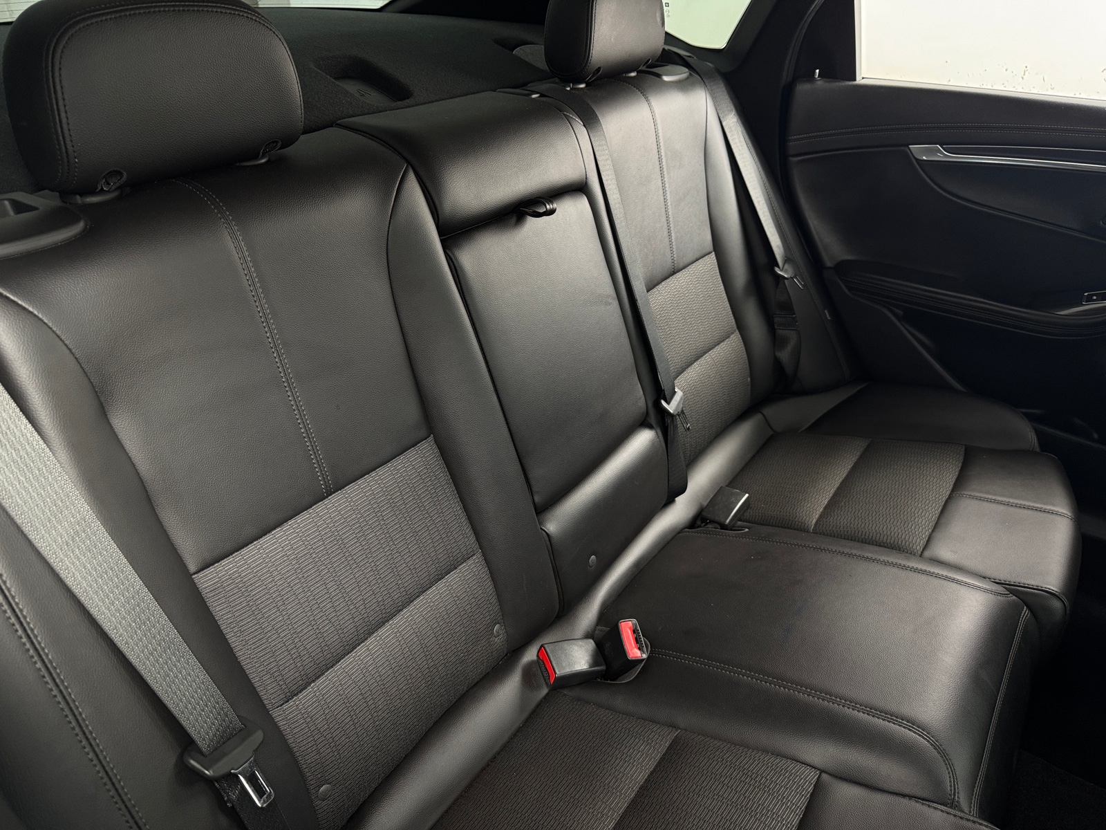 Thumbnail: 2016 Chevrolet Impala - 6