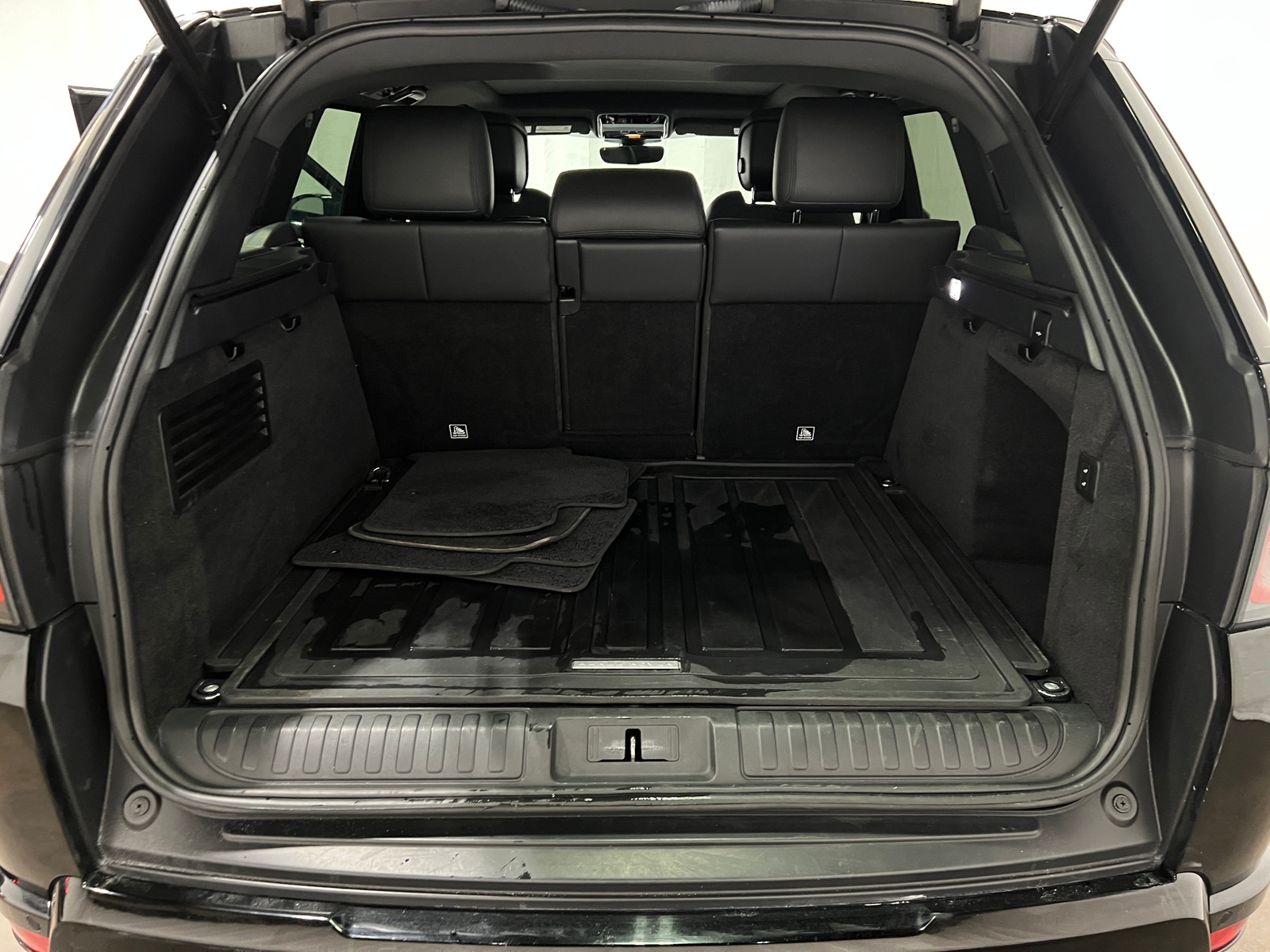 Thumbnail: 2018 Land Rover Range Rover Sport - 6