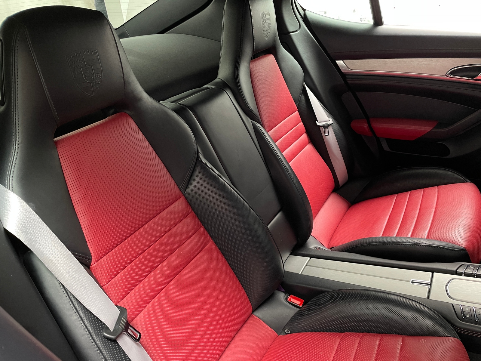 Thumbnail: 2016 Porsche Panamera - 5