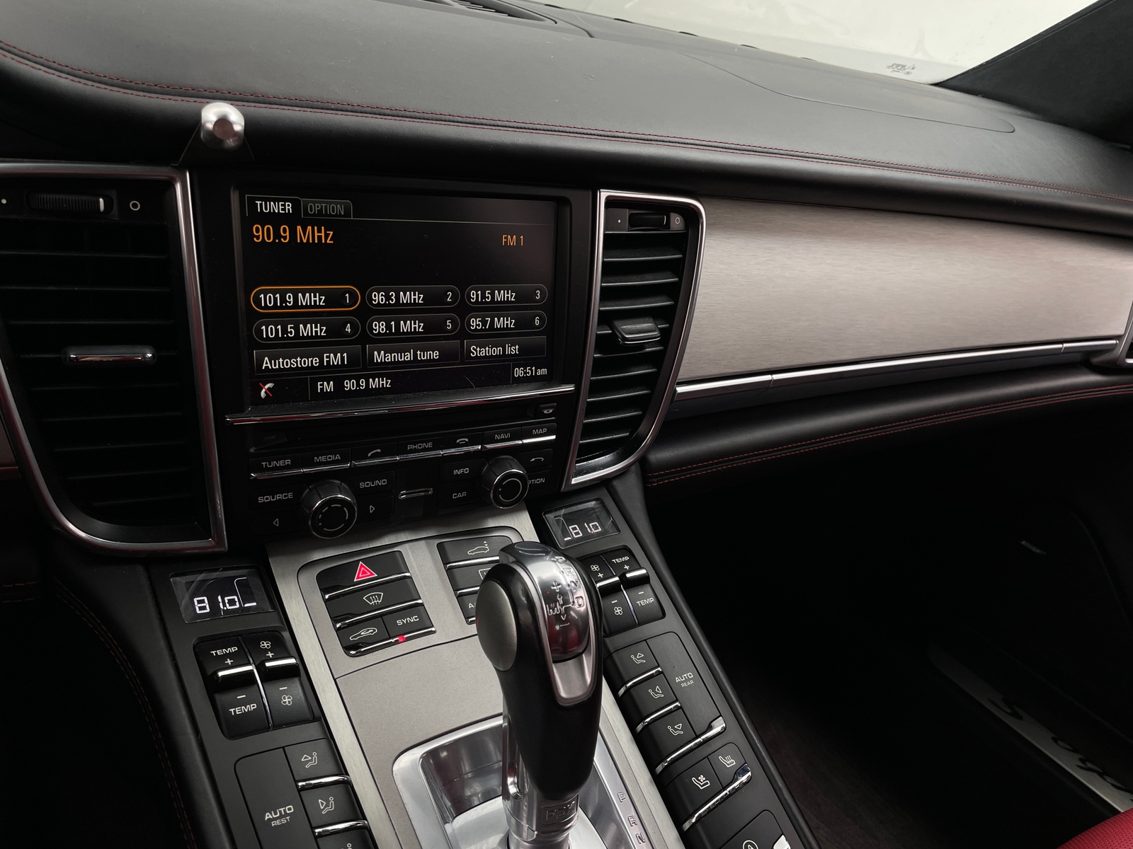 Thumbnail: 2016 Porsche Panamera - 3