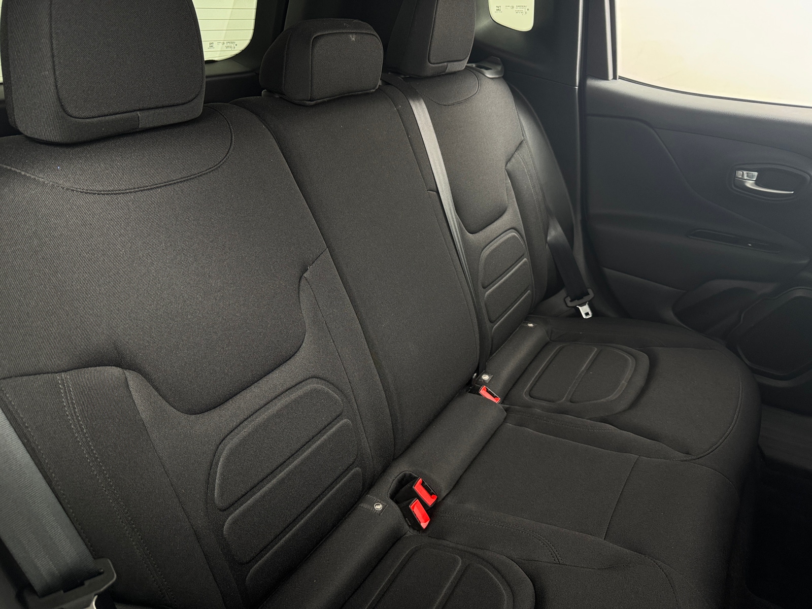 Thumbnail: 2022 Jeep Renegade - 6