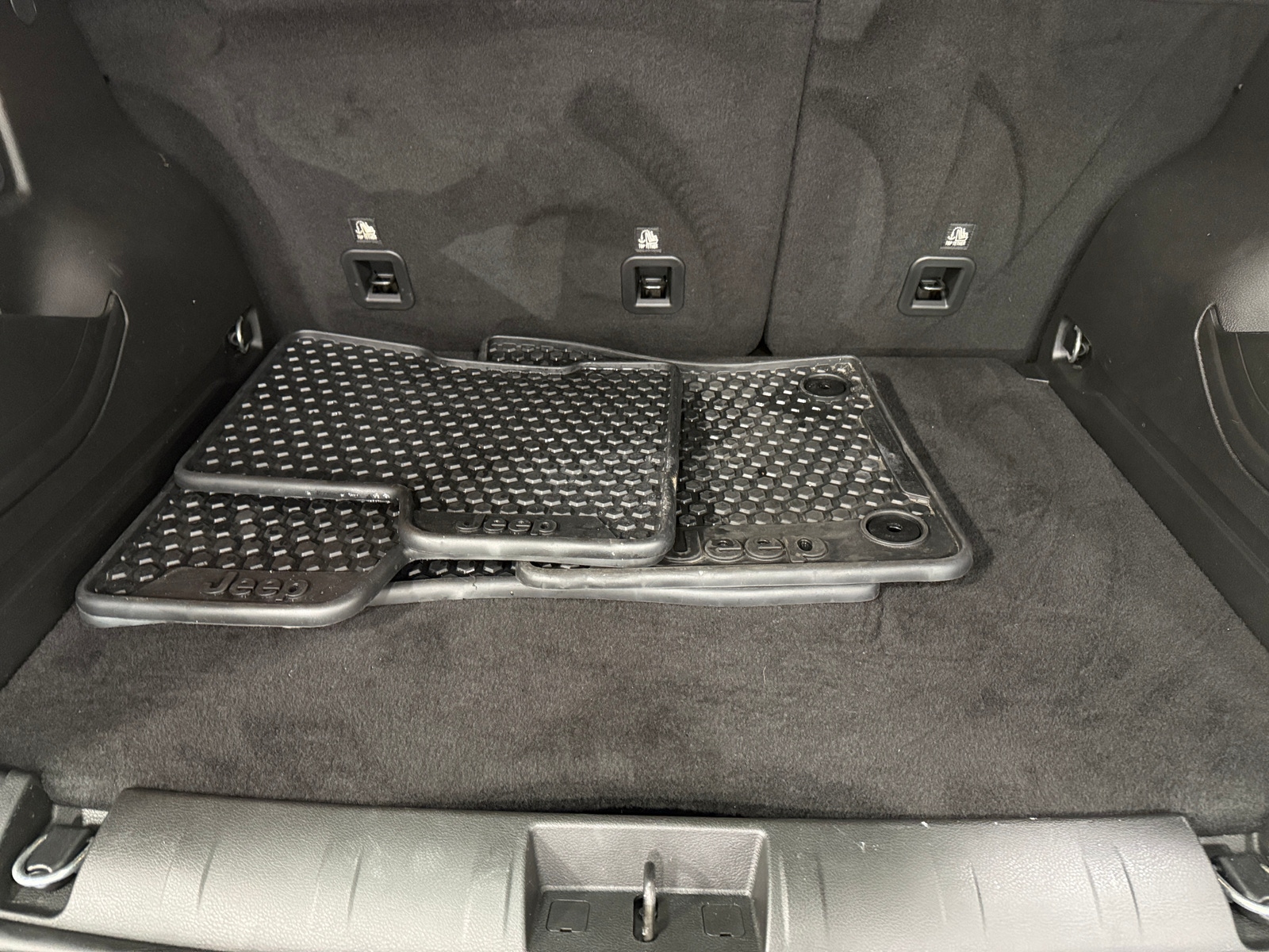 Thumbnail: 2022 Jeep Renegade - 7