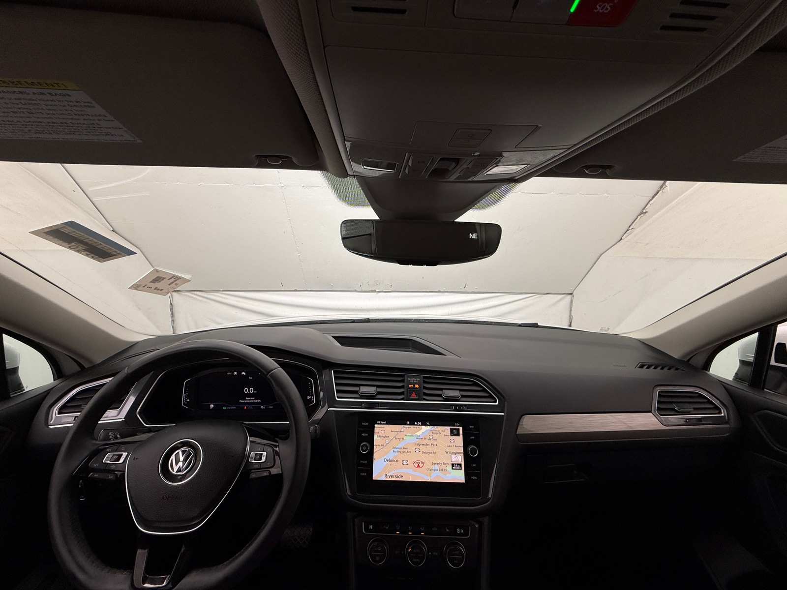 Thumbnail: 2020 Volkswagen Tiguan - 2