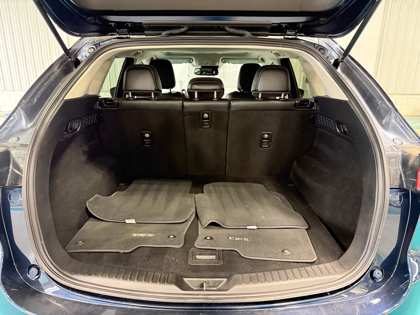 Thumbnail: 2022 Mazda CX-5 - 6