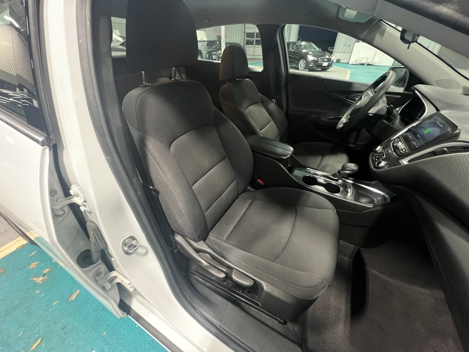 Thumbnail: 2023 Chevrolet Malibu - 2