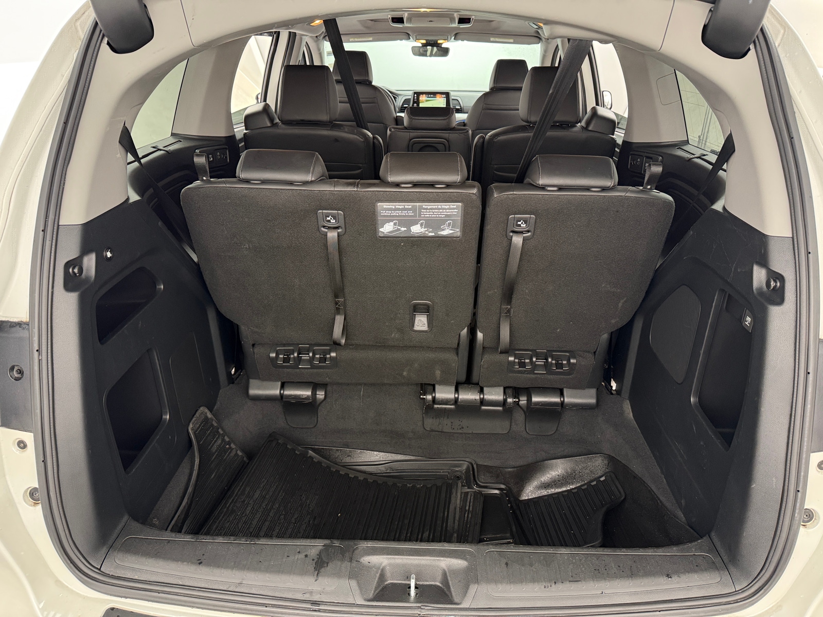 Thumbnail: 2023 Honda Odyssey - 6