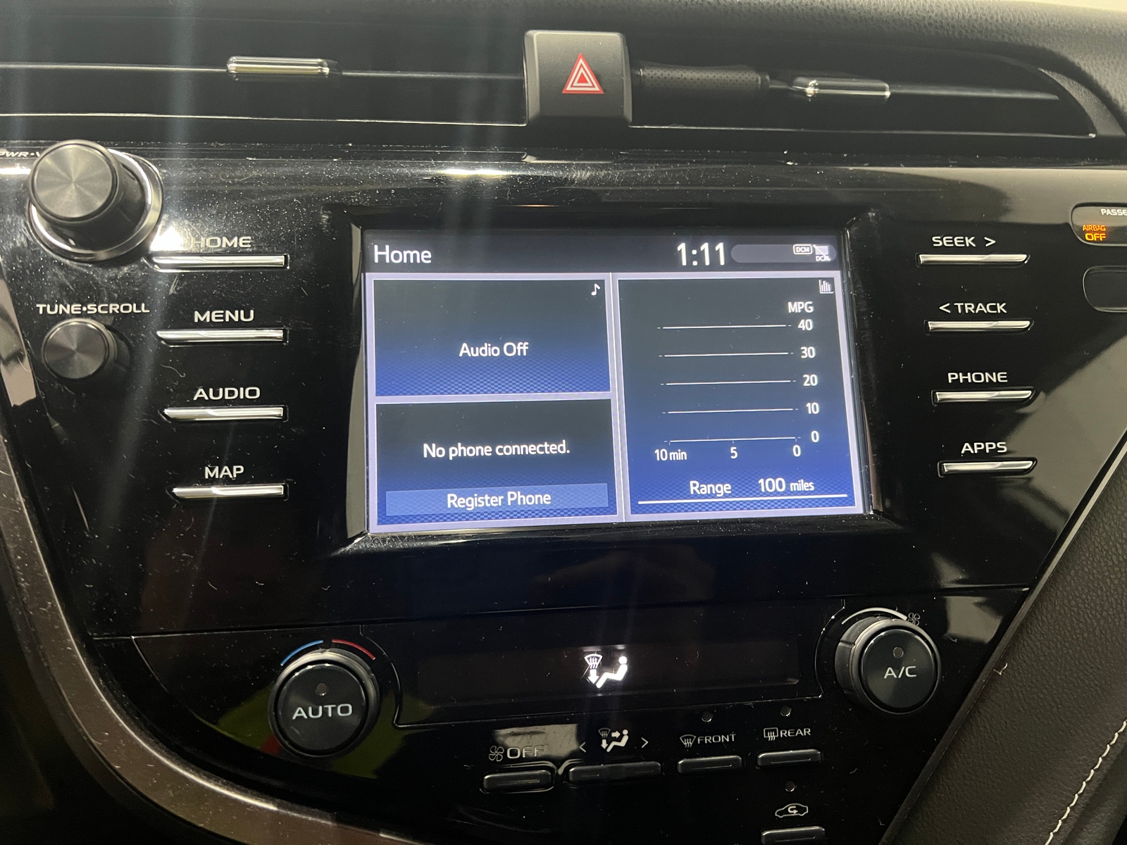 Thumbnail: 2019 Toyota Camry - 4