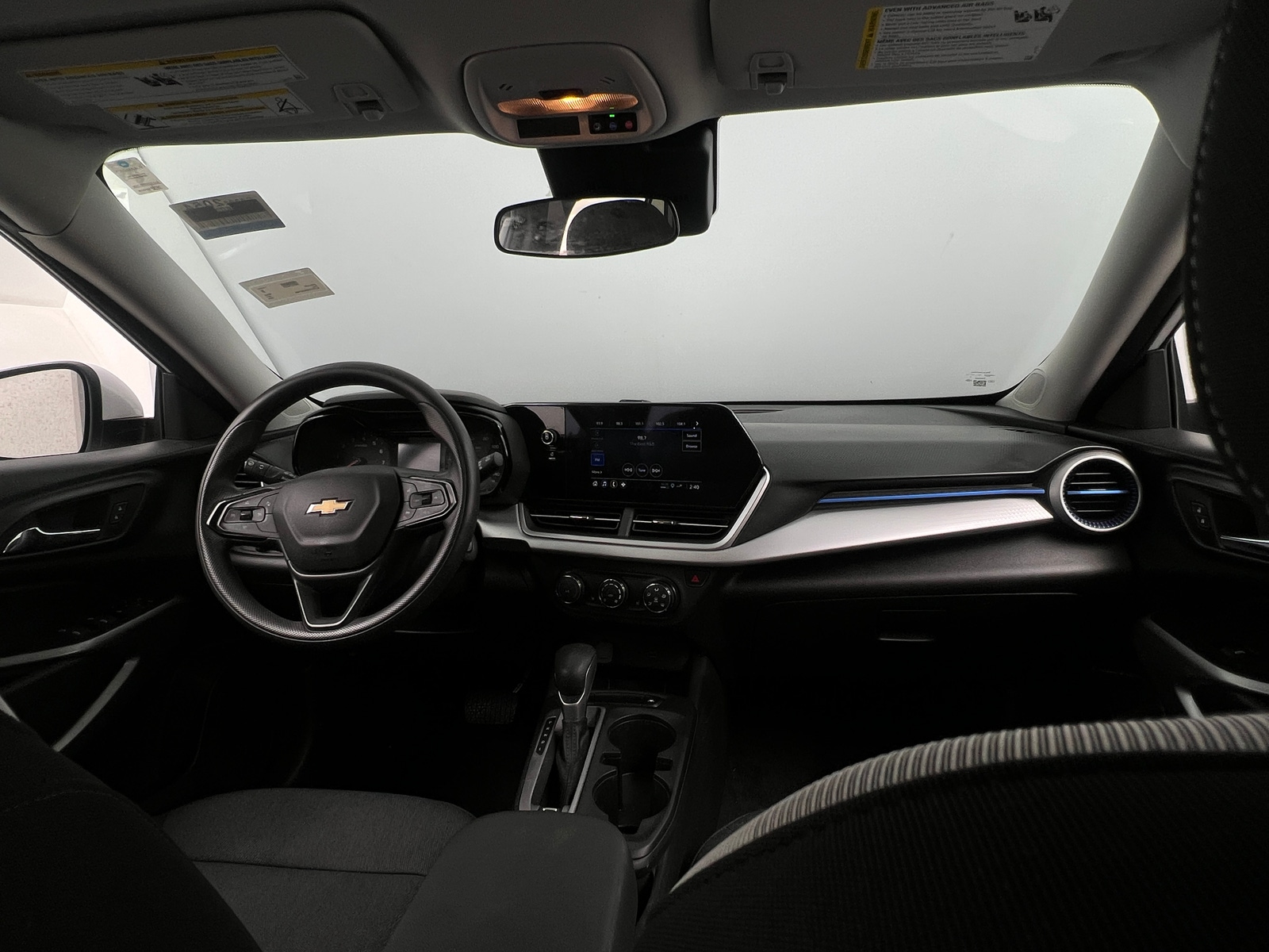 Thumbnail: 2024 Chevrolet Trax - 3