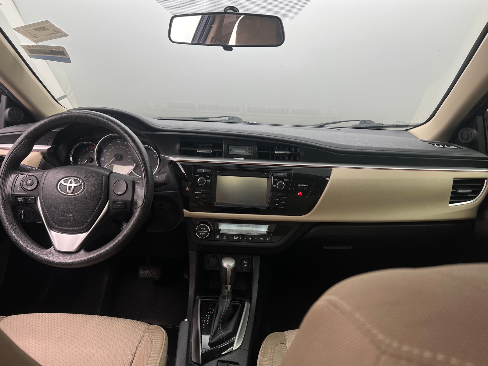 Thumbnail: 2015 Toyota Corolla - 3