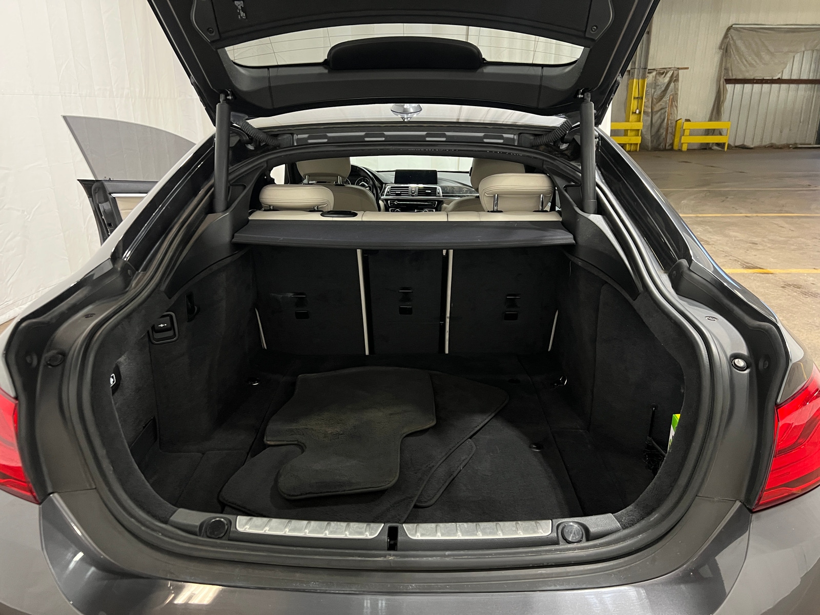 Thumbnail: 2018 BMW 4 Series - 6