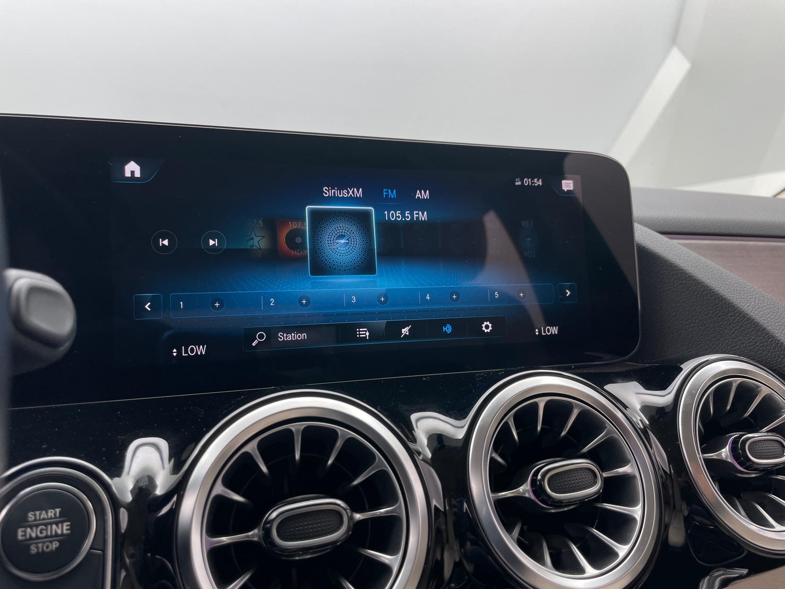 Thumbnail: 2023 Mercedes-Benz GLA - 3