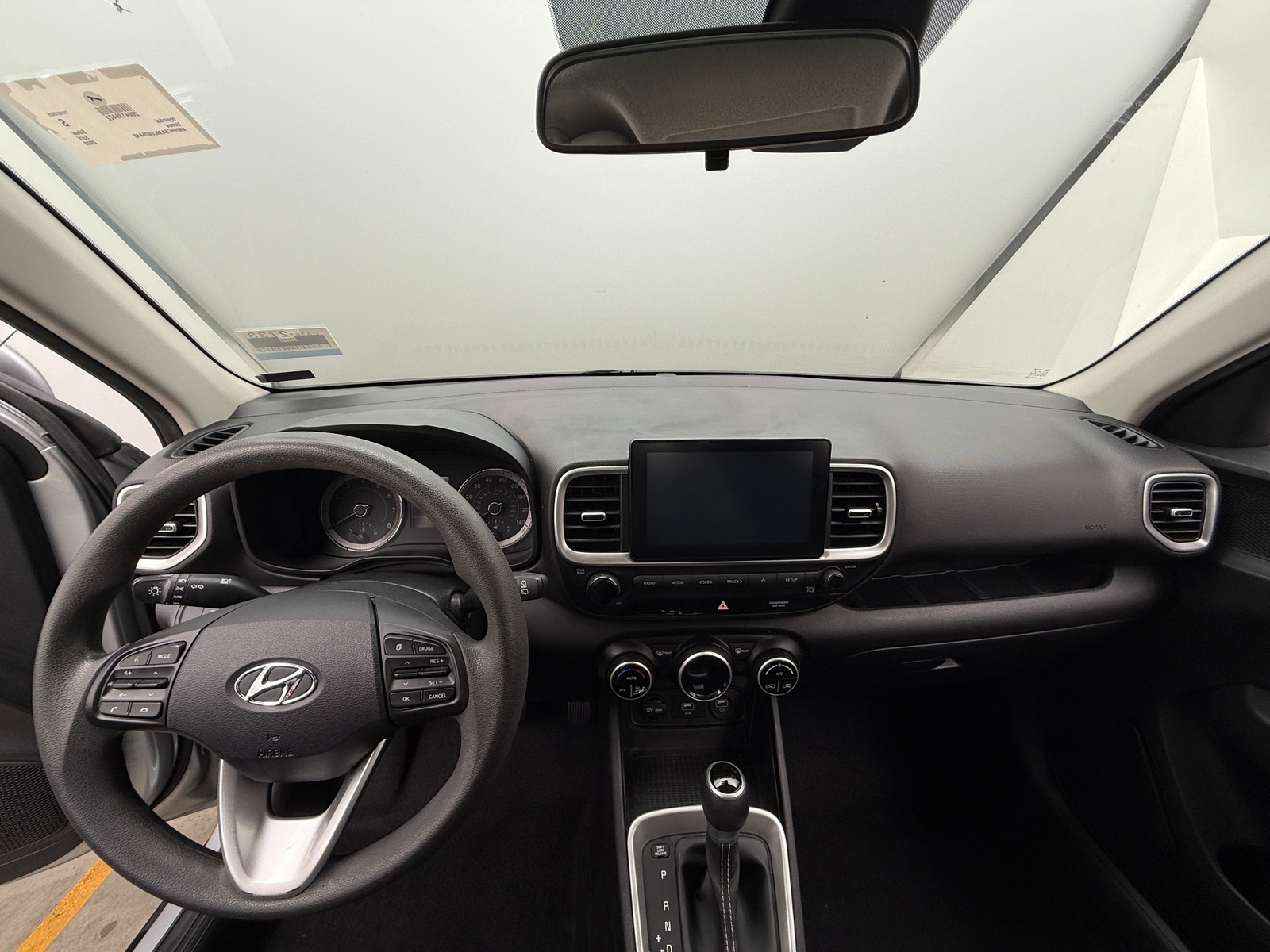 Thumbnail: 2020 Hyundai Venue - 3