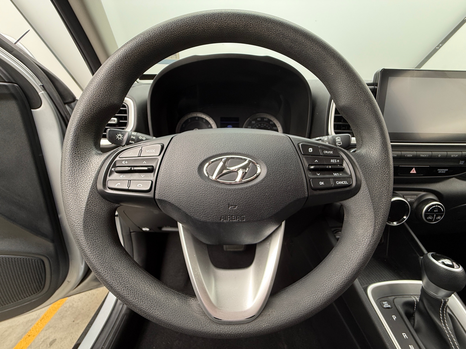 Thumbnail: 2020 Hyundai Venue - 5