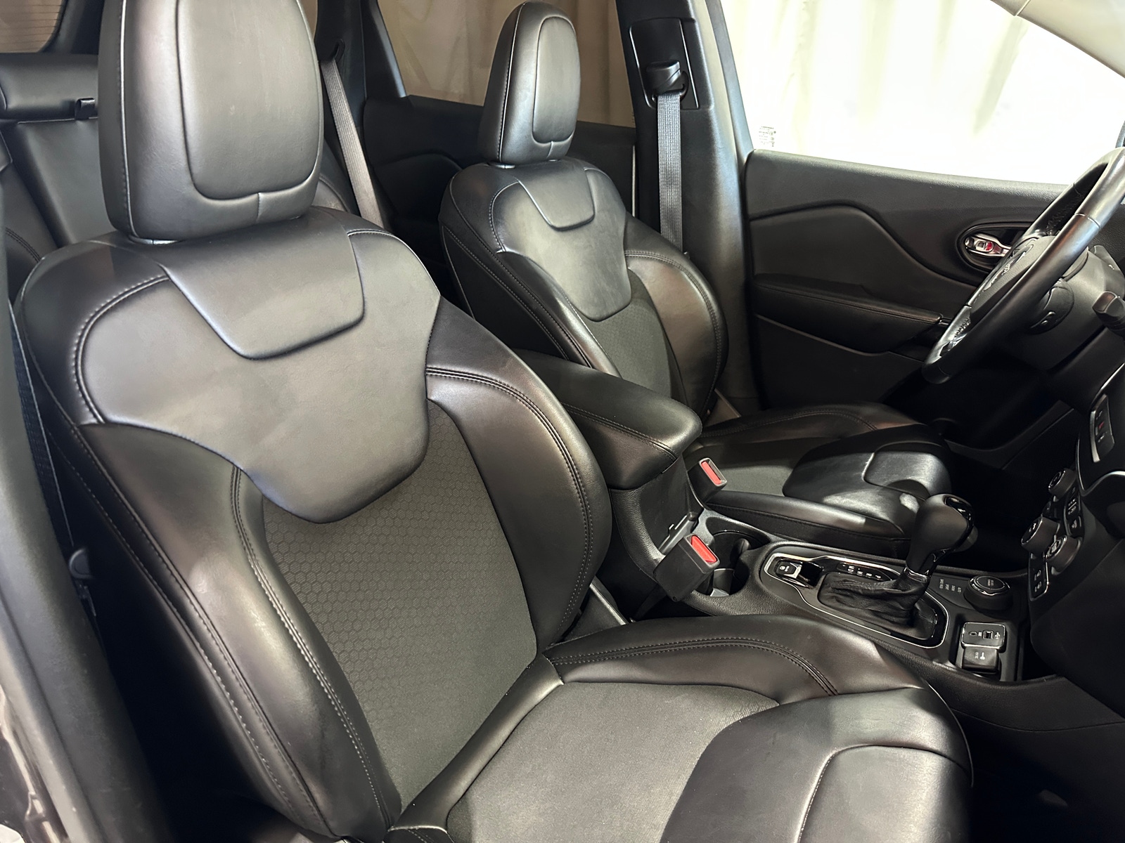 Thumbnail: 2021 Jeep Cherokee - 2