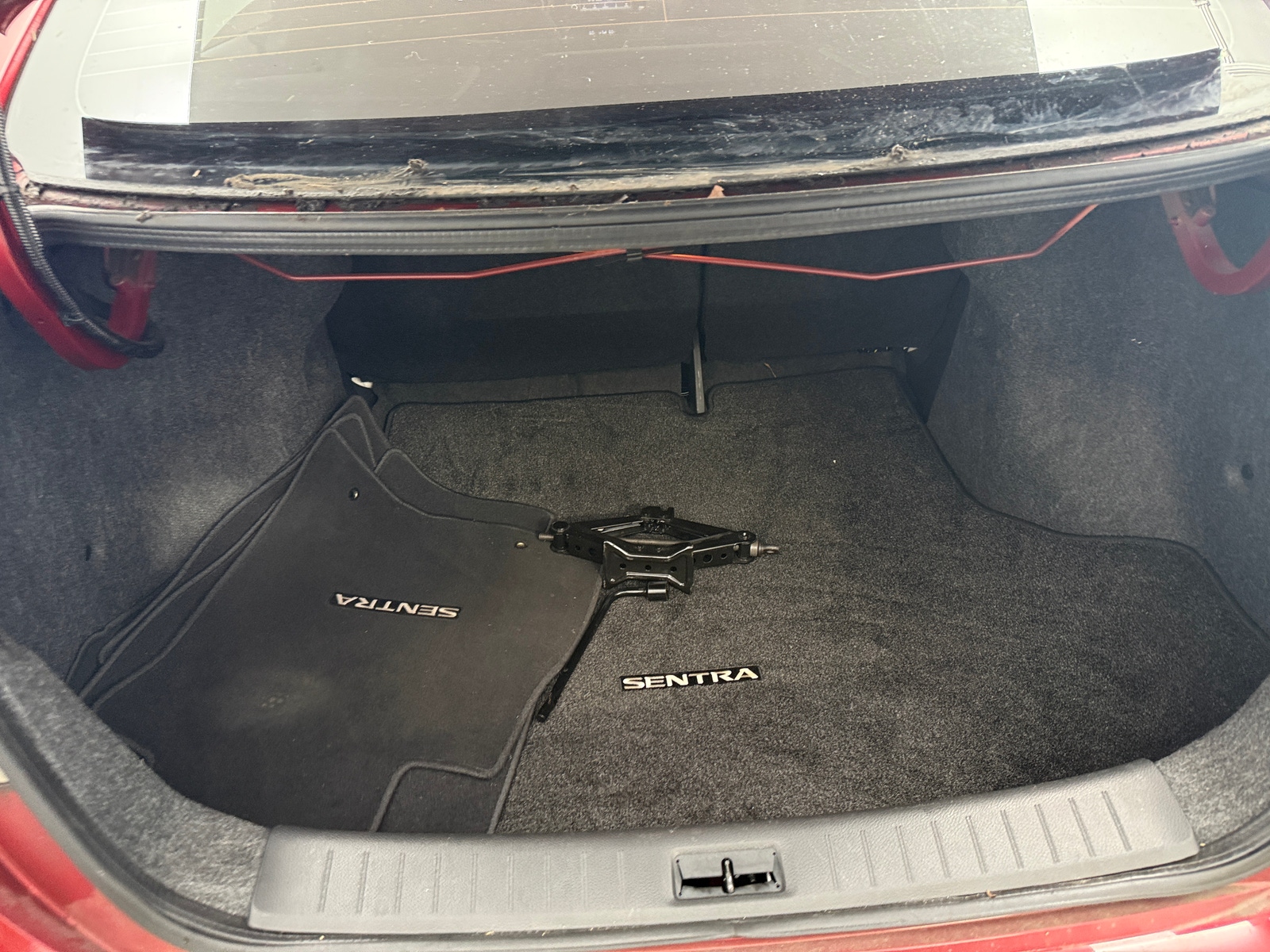 Thumbnail: 2019 Nissan Sentra - 7