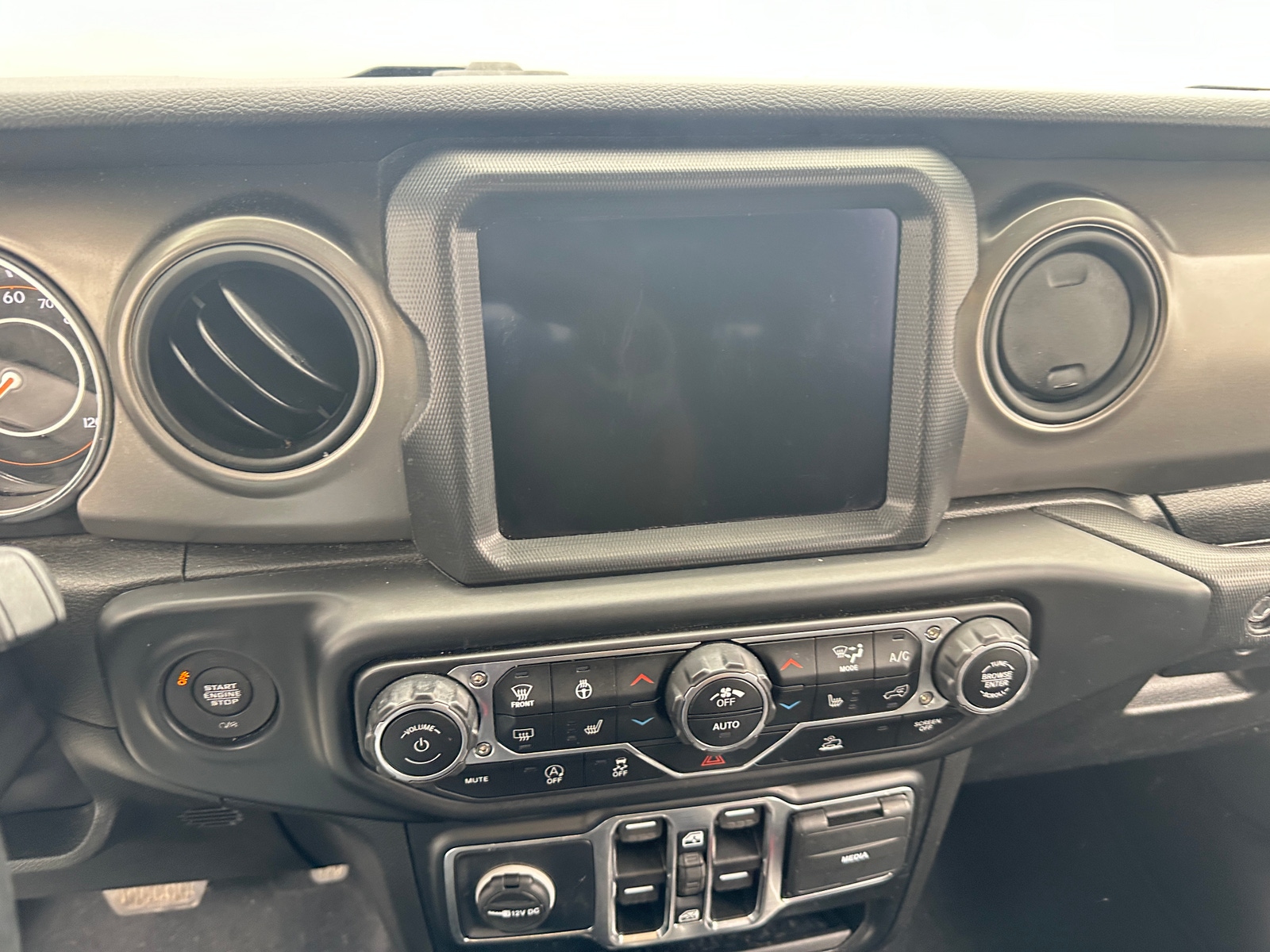 Thumbnail: 2022 Jeep Gladiator - 4