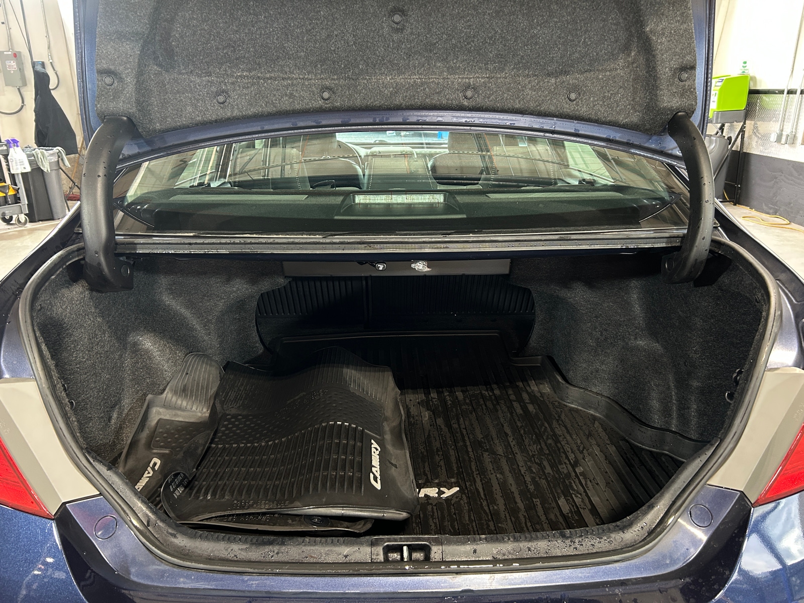 Thumbnail: 2017 Toyota Camry - 6