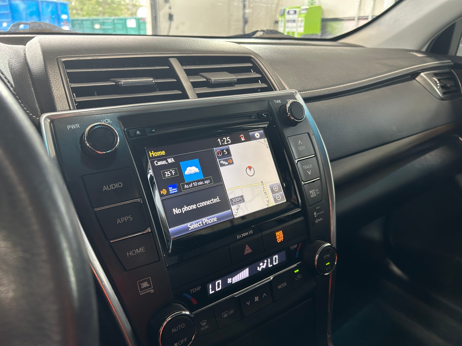 Thumbnail: 2017 Toyota Camry - 3