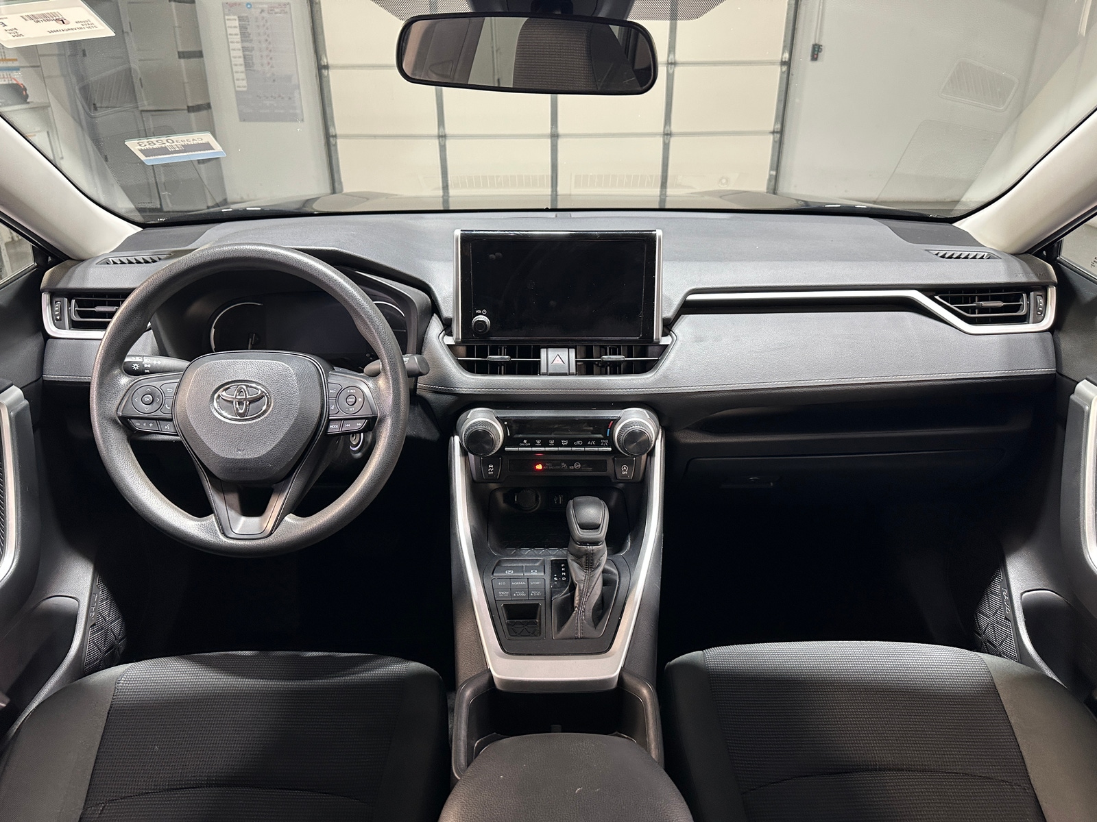 Thumbnail: 2024 Toyota RAV4 - 3