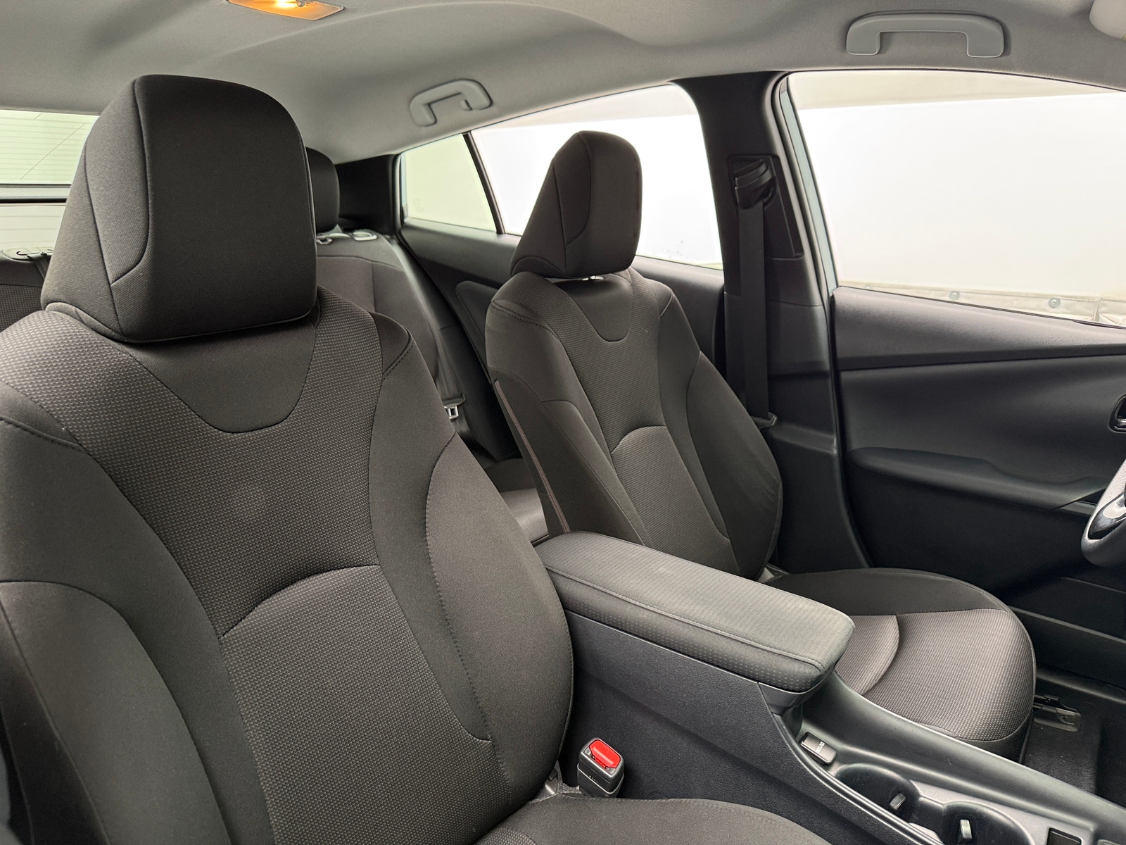 Thumbnail: 2022 Toyota Prius - 2