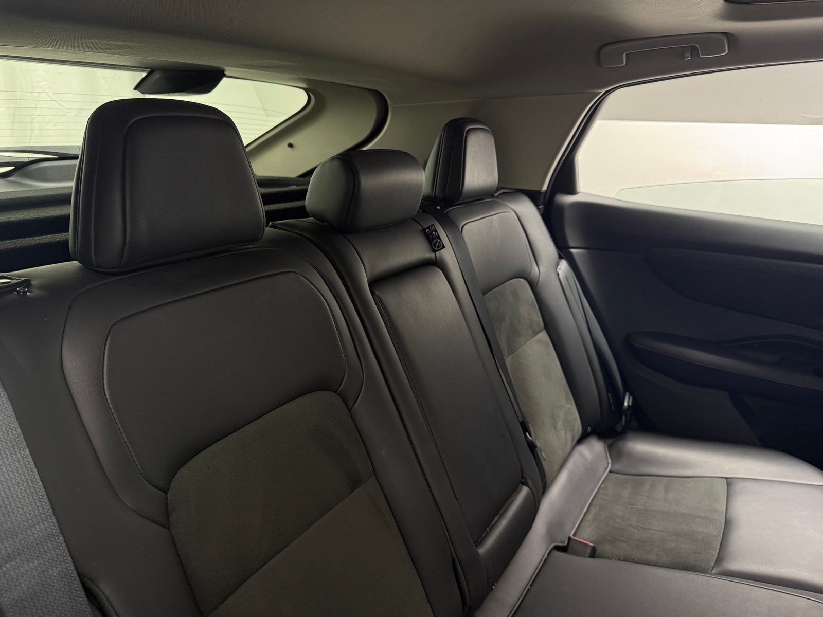 Thumbnail: 2023 Nissan Ariya - 5