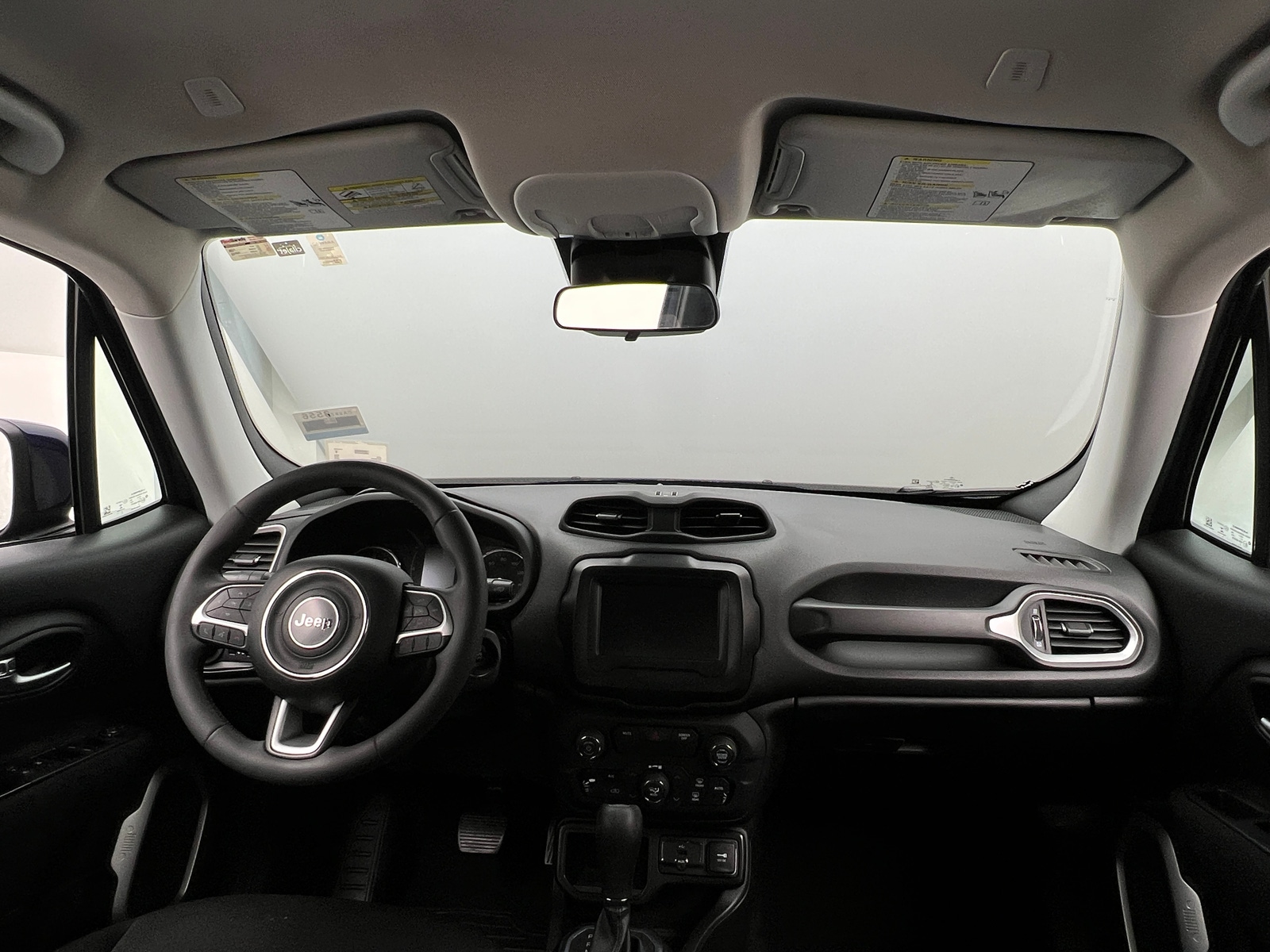 Thumbnail: 2019 Jeep Renegade - 3