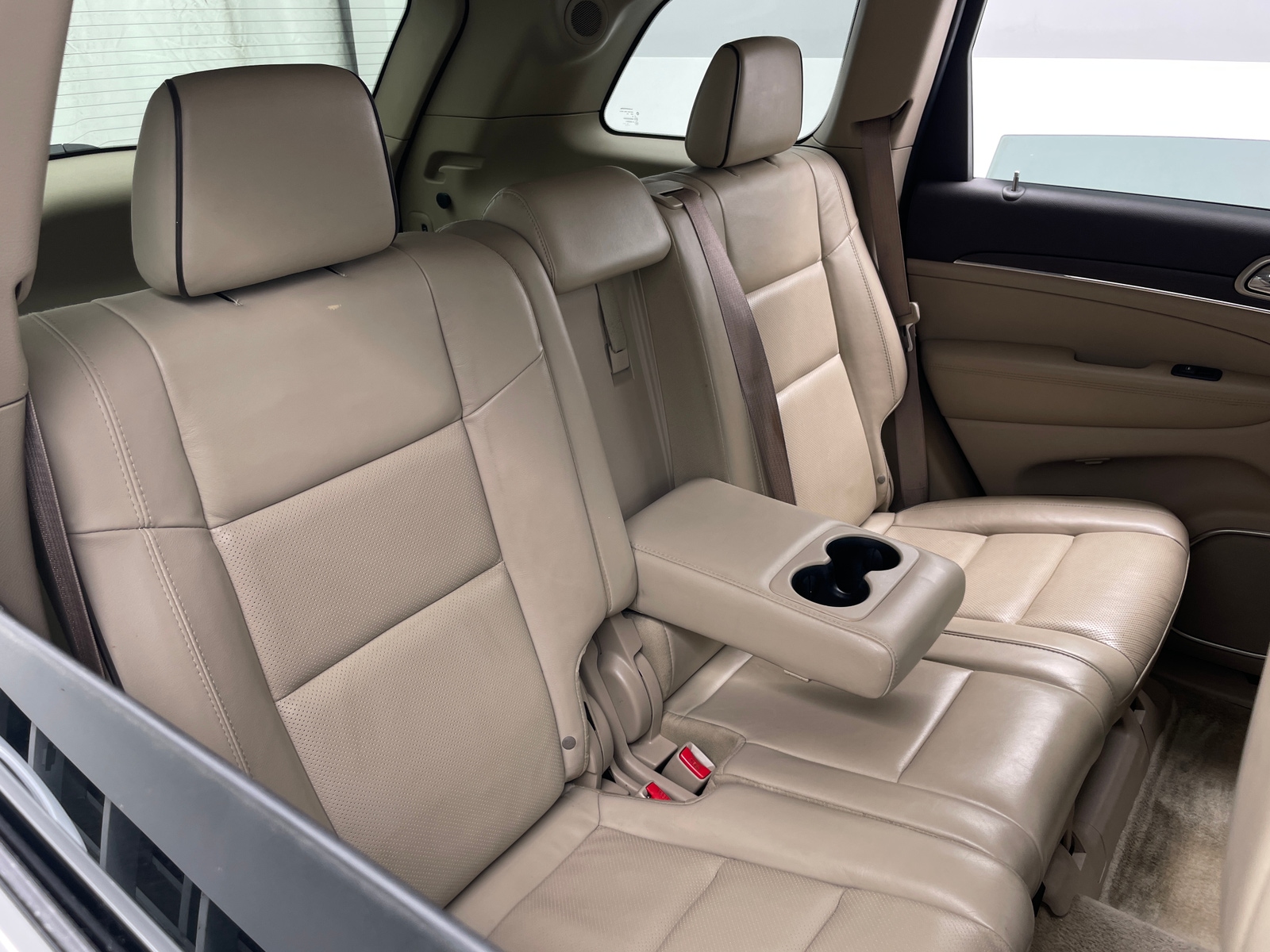 Thumbnail: 2015 Jeep Grand Cherokee - 5