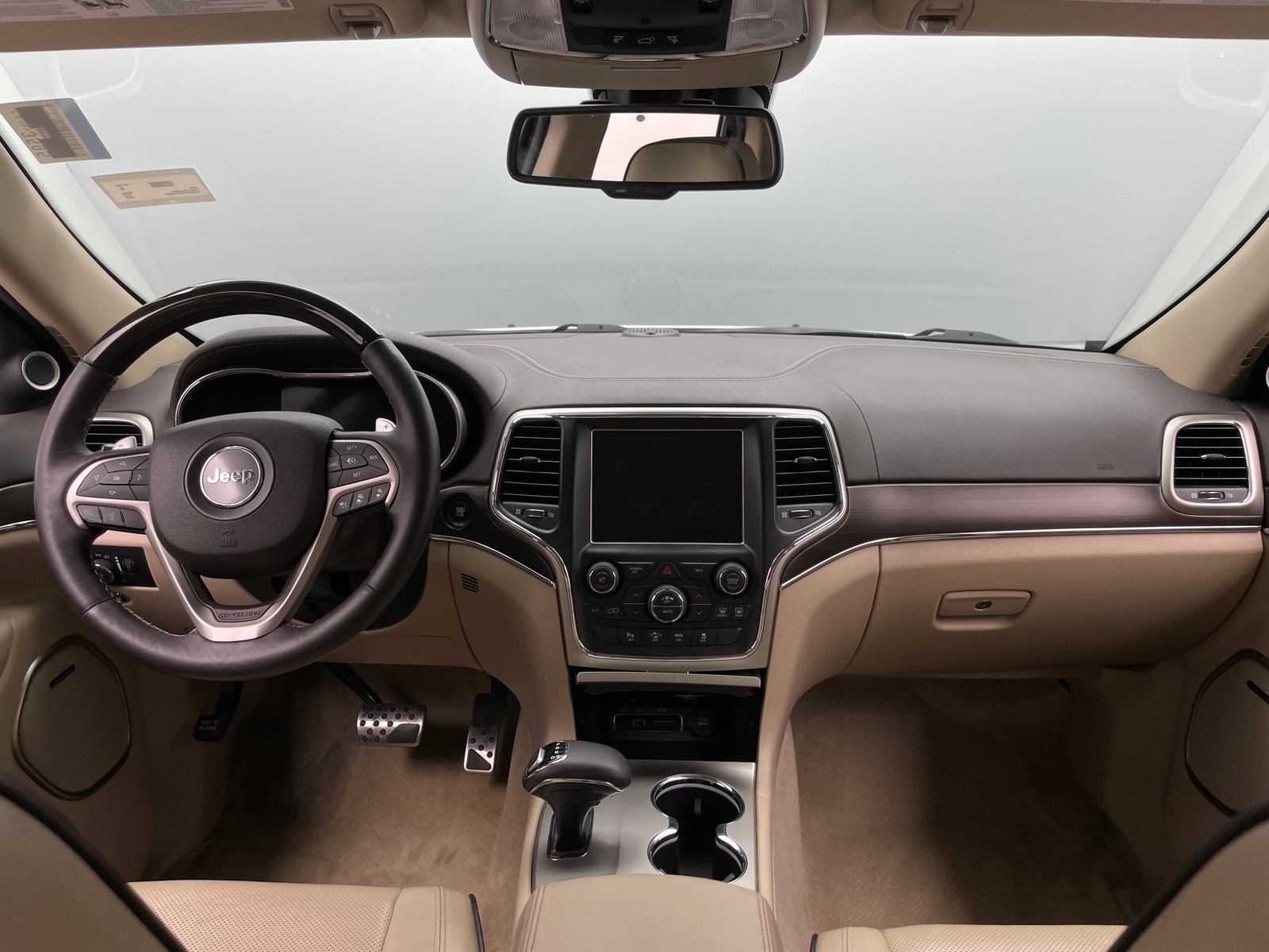 Thumbnail: 2015 Jeep Grand Cherokee - 2