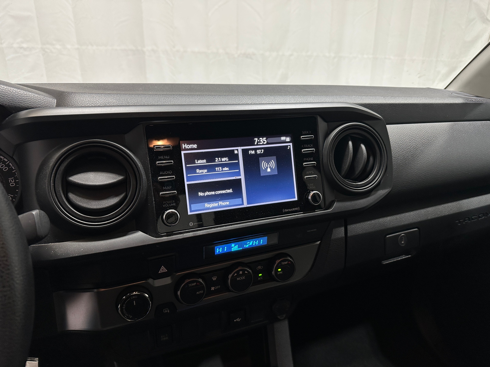 Thumbnail: 2022 Toyota Tacoma - 4