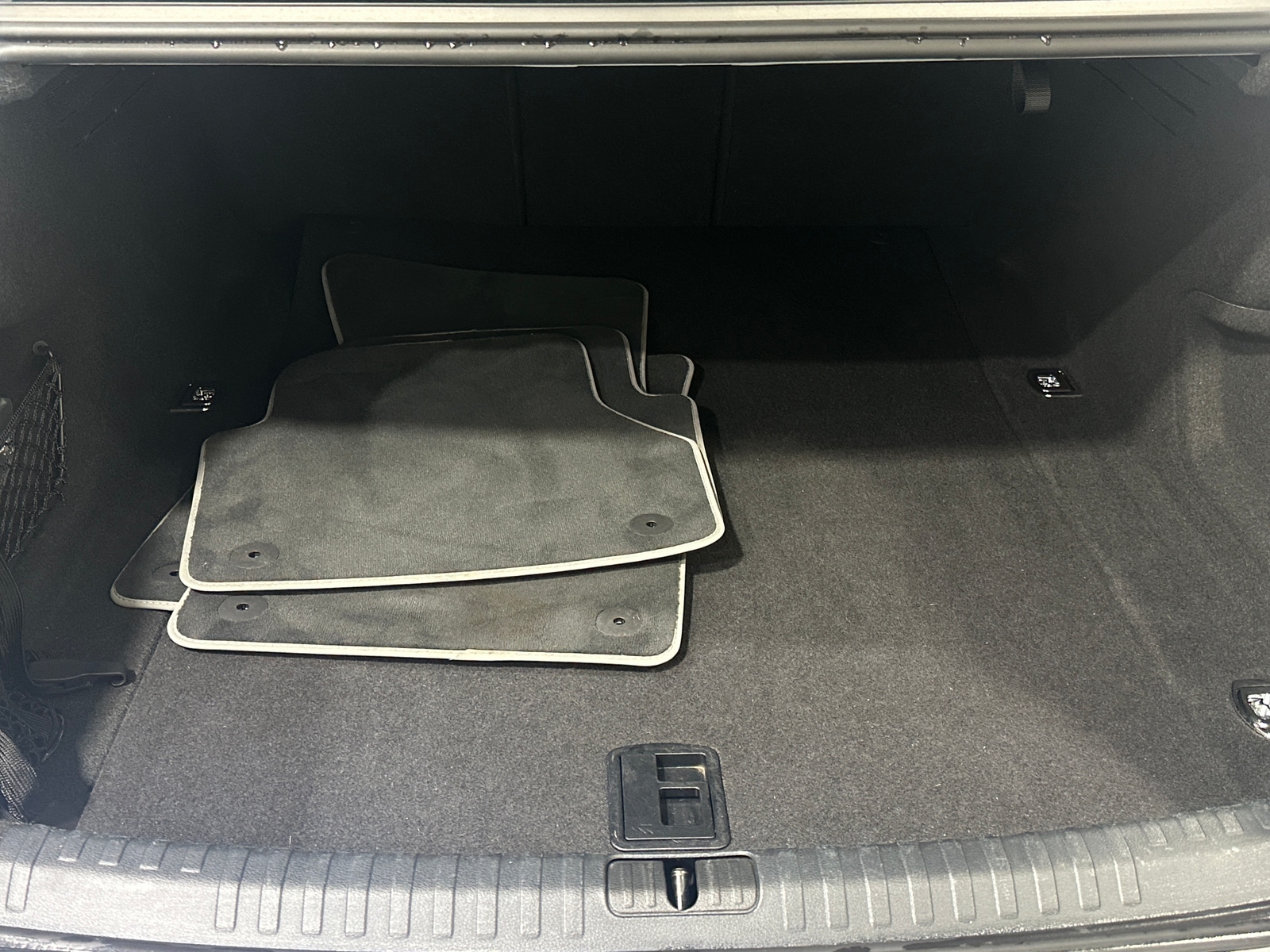 Thumbnail: 2019 Audi A6 - 6