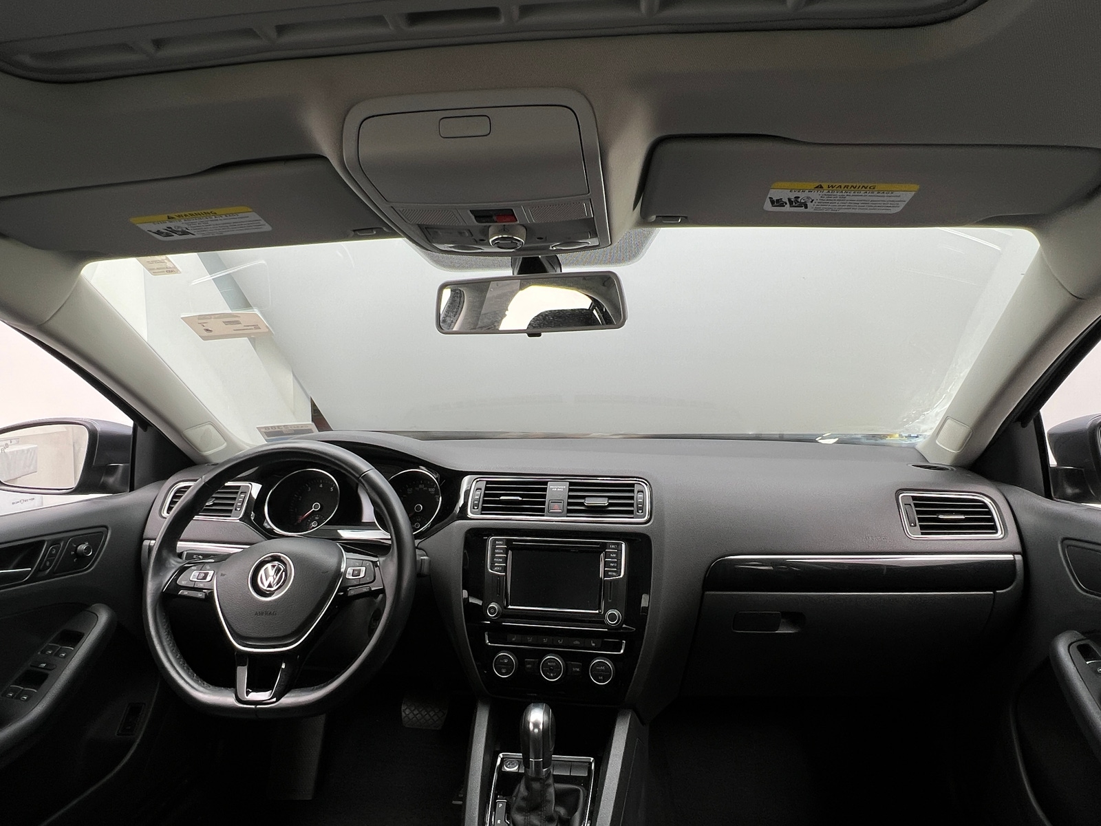 Thumbnail: 2017 Volkswagen Jetta - 2