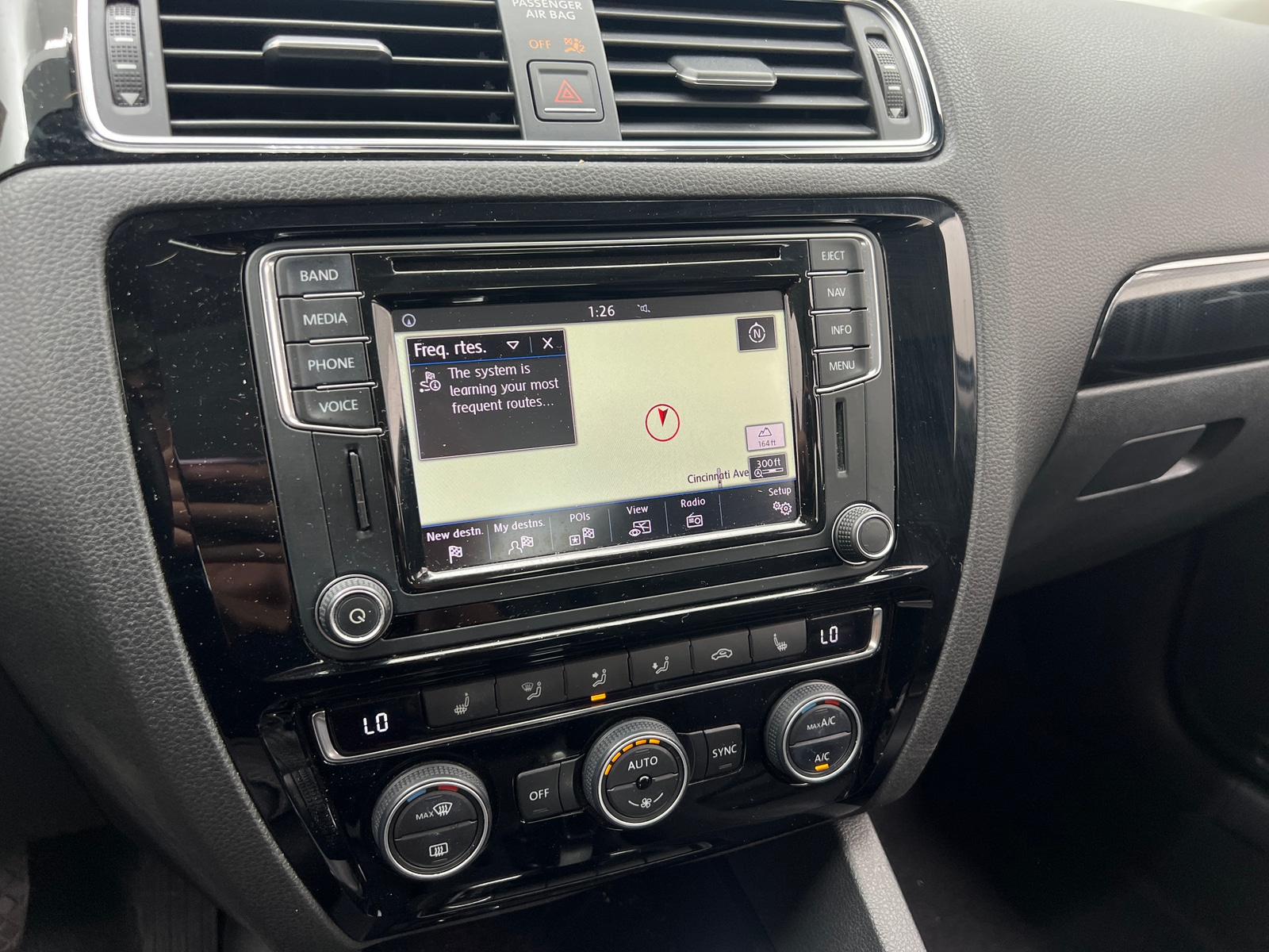 Thumbnail: 2017 Volkswagen Jetta - 3