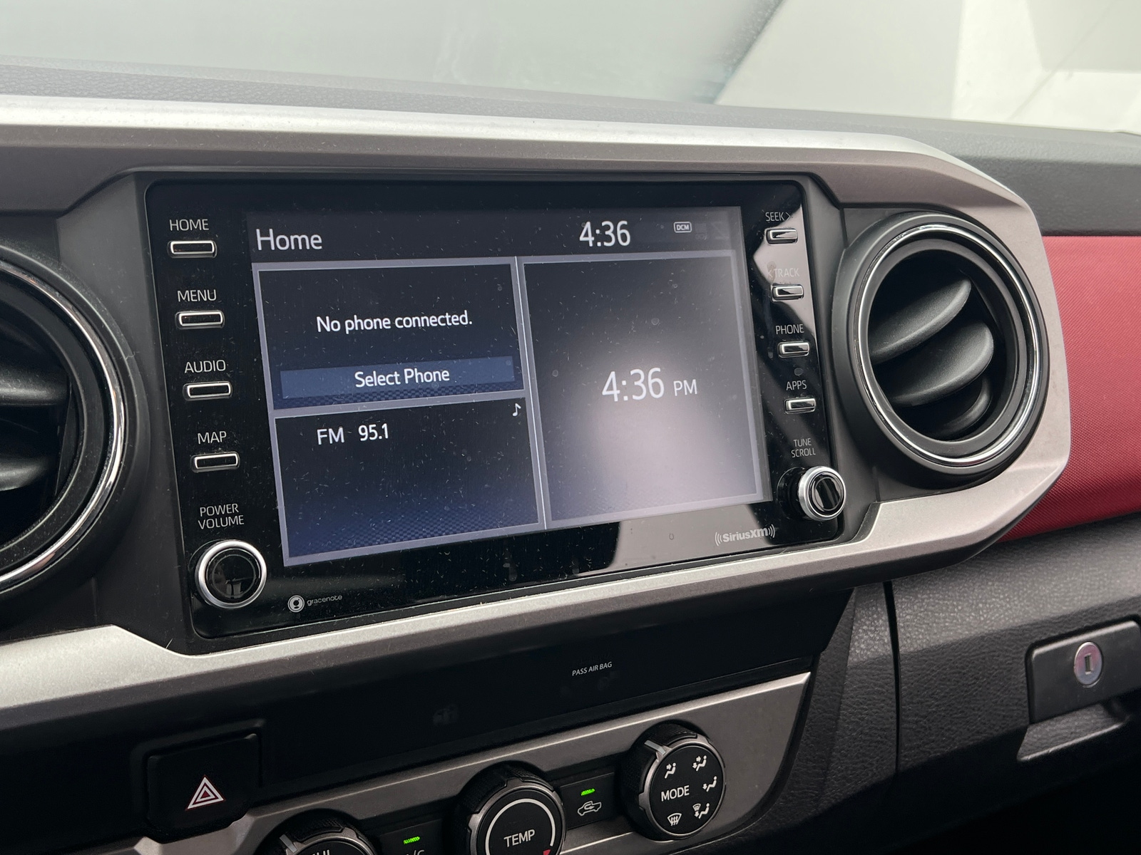 Thumbnail: 2020 Toyota Tacoma - 4