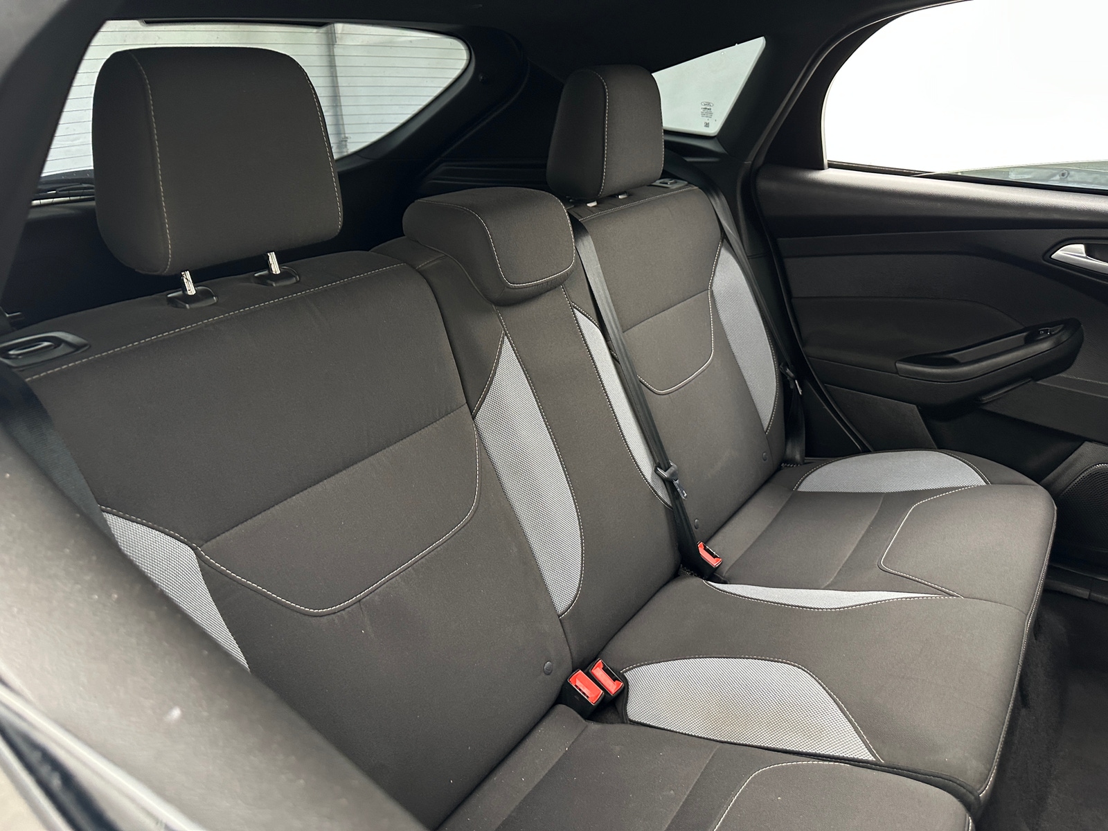 Thumbnail: 2018 Ford Focus - 6