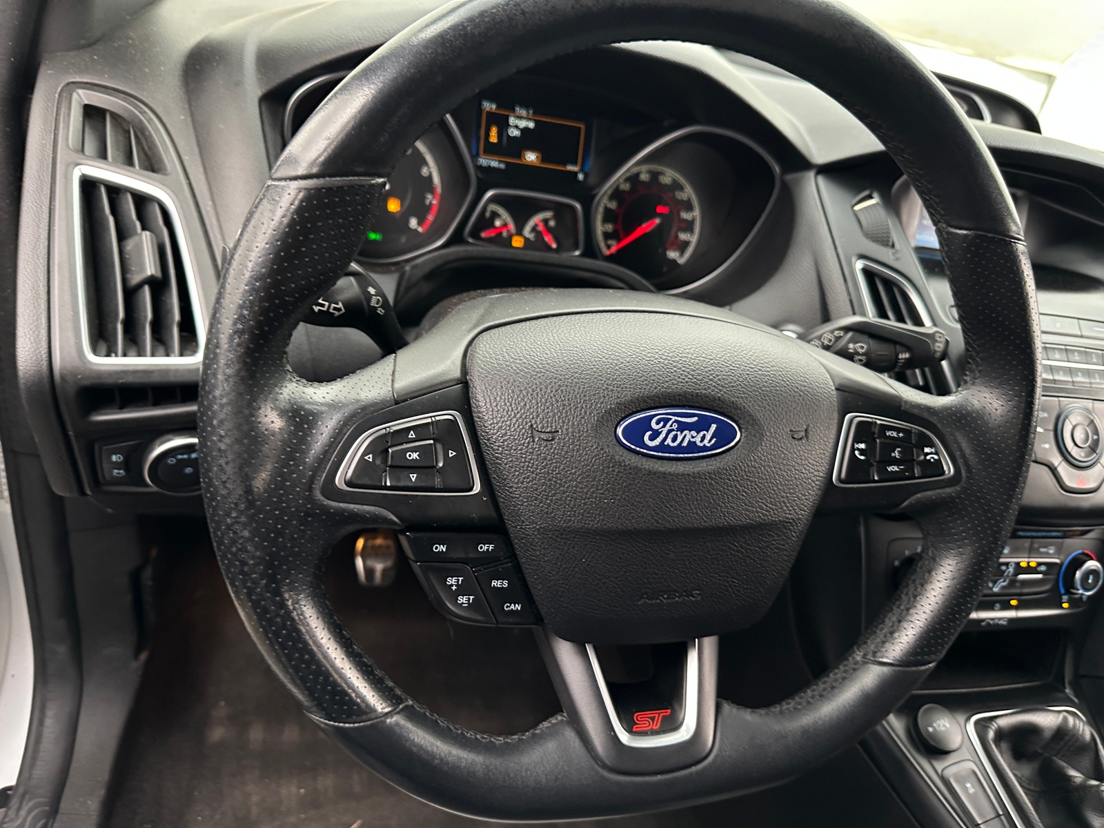 Thumbnail: 2018 Ford Focus - 5