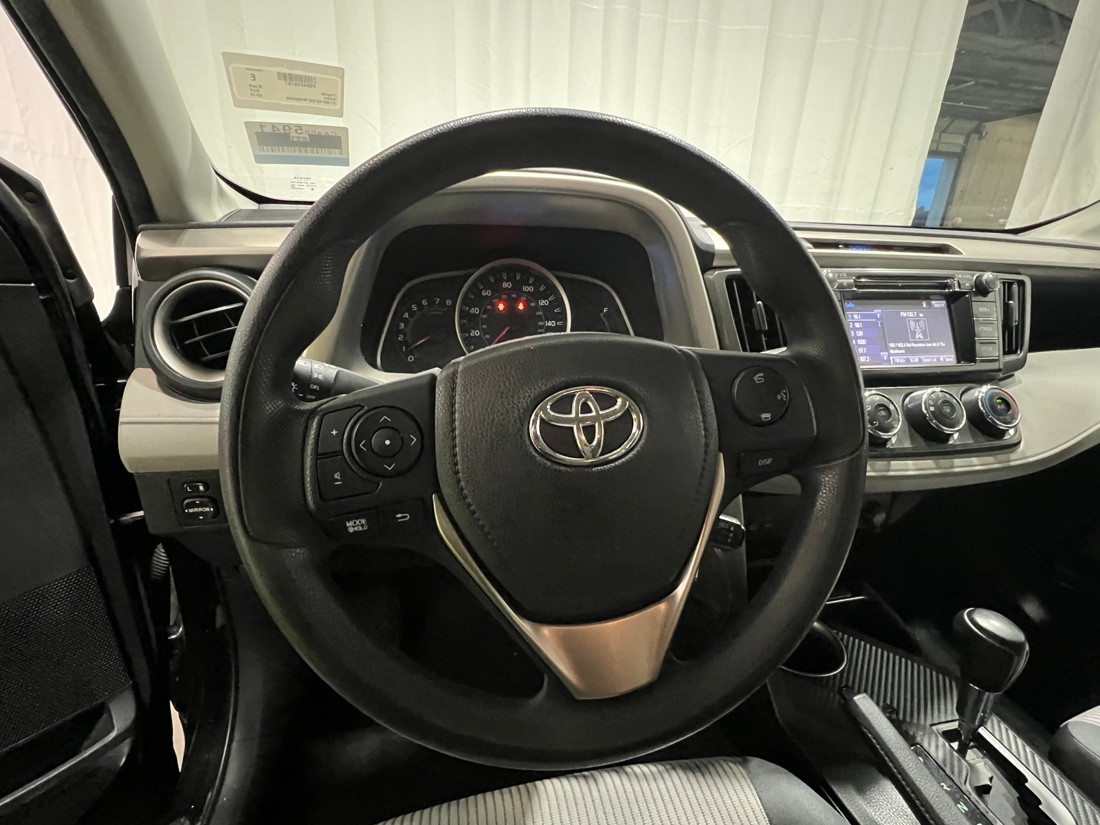 Thumbnail: 2015 Toyota RAV4 - 5
