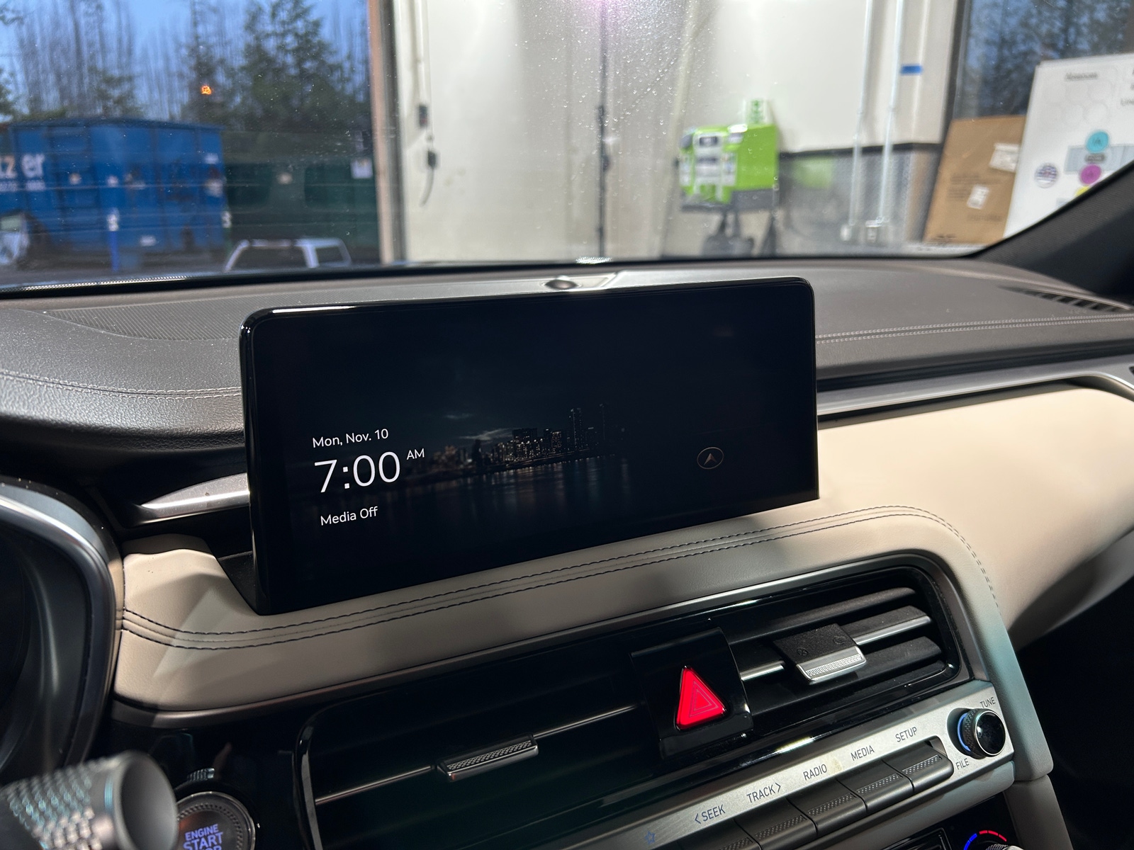 Thumbnail: 2025 Genesis G70 - 3