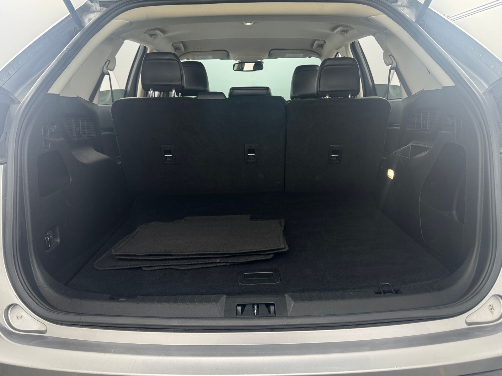 Thumbnail: 2023 Ford Edge - 6