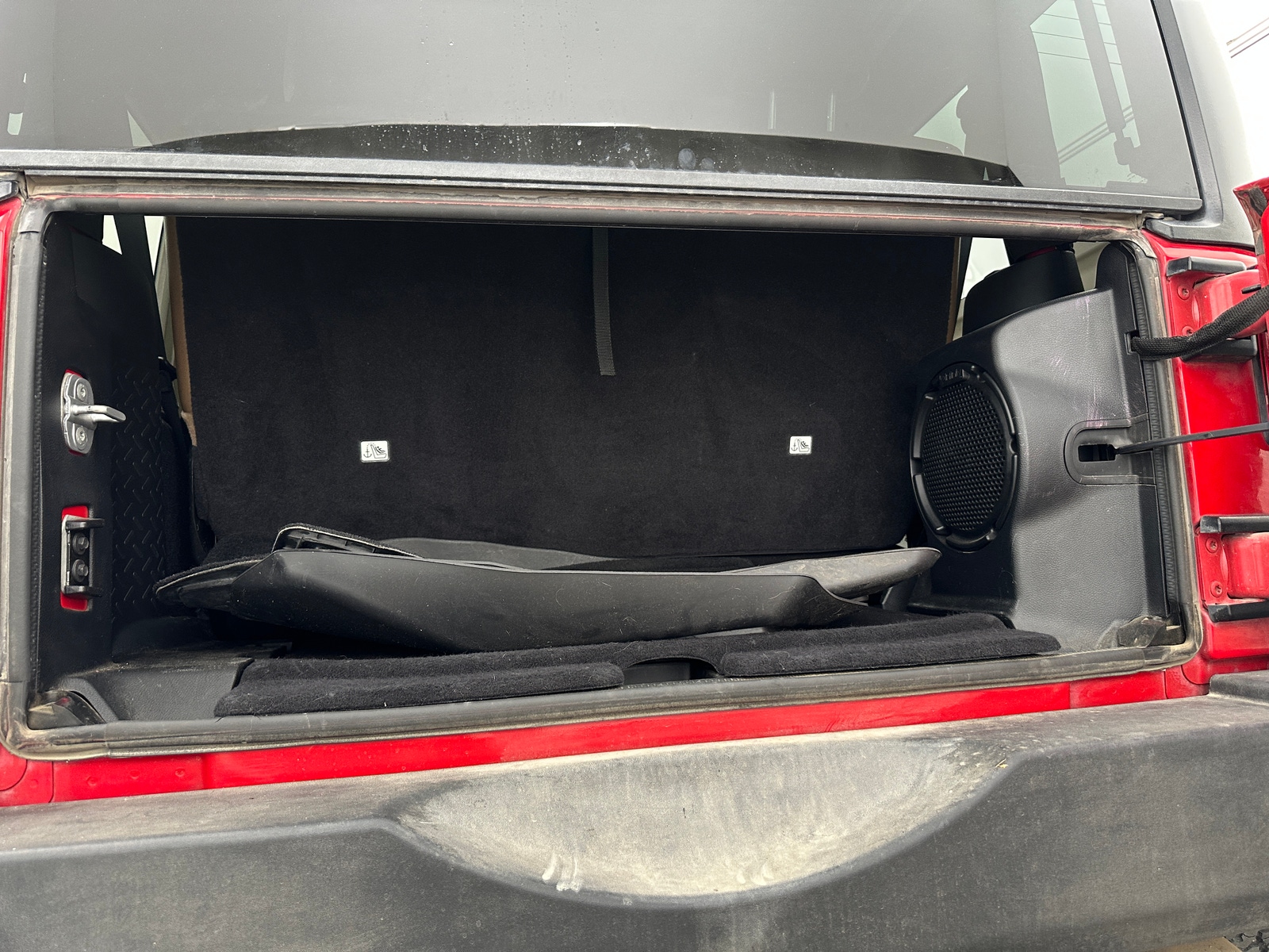 Thumbnail: 2011 Jeep Wrangler - 7