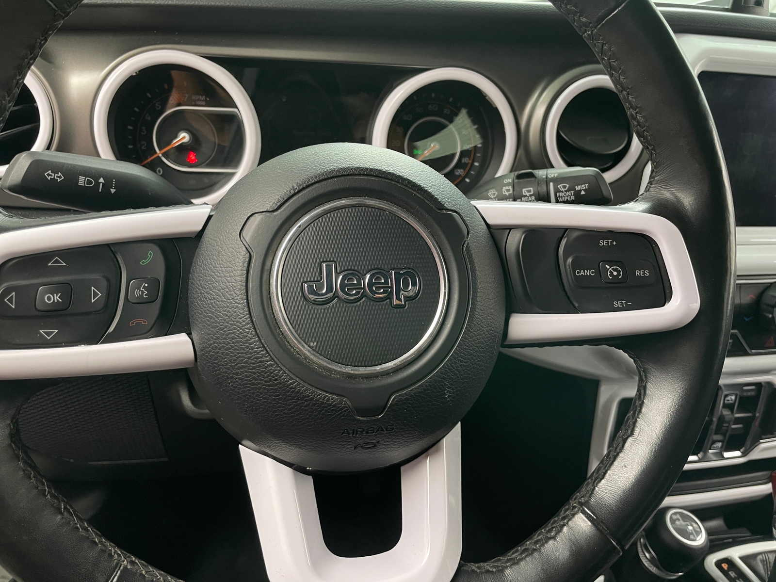 Thumbnail: 2022 Jeep Wrangler - 5