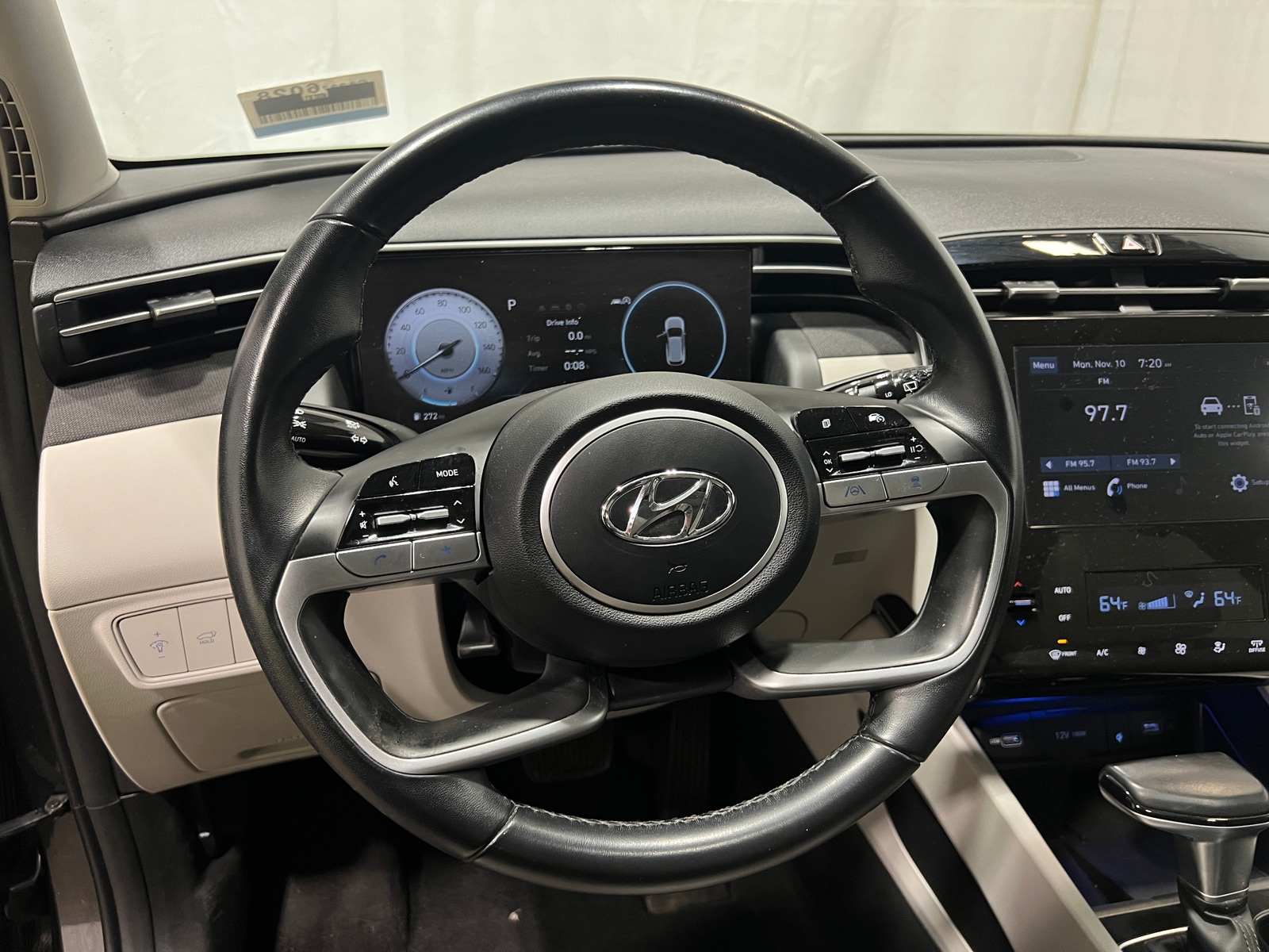 Thumbnail: 2022 Hyundai Tucson - 4