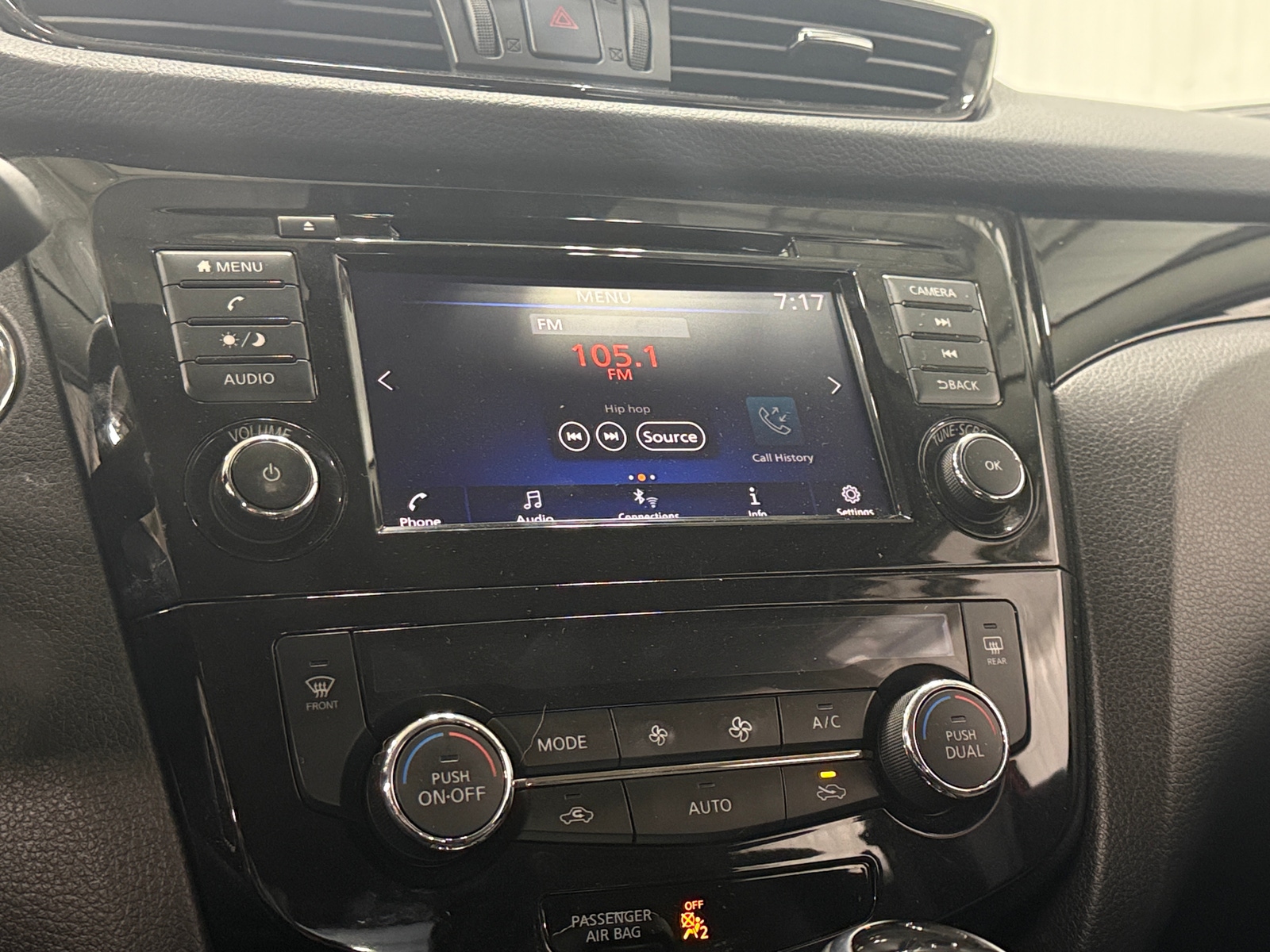 Thumbnail: 2020 Nissan Rogue Sport - 4